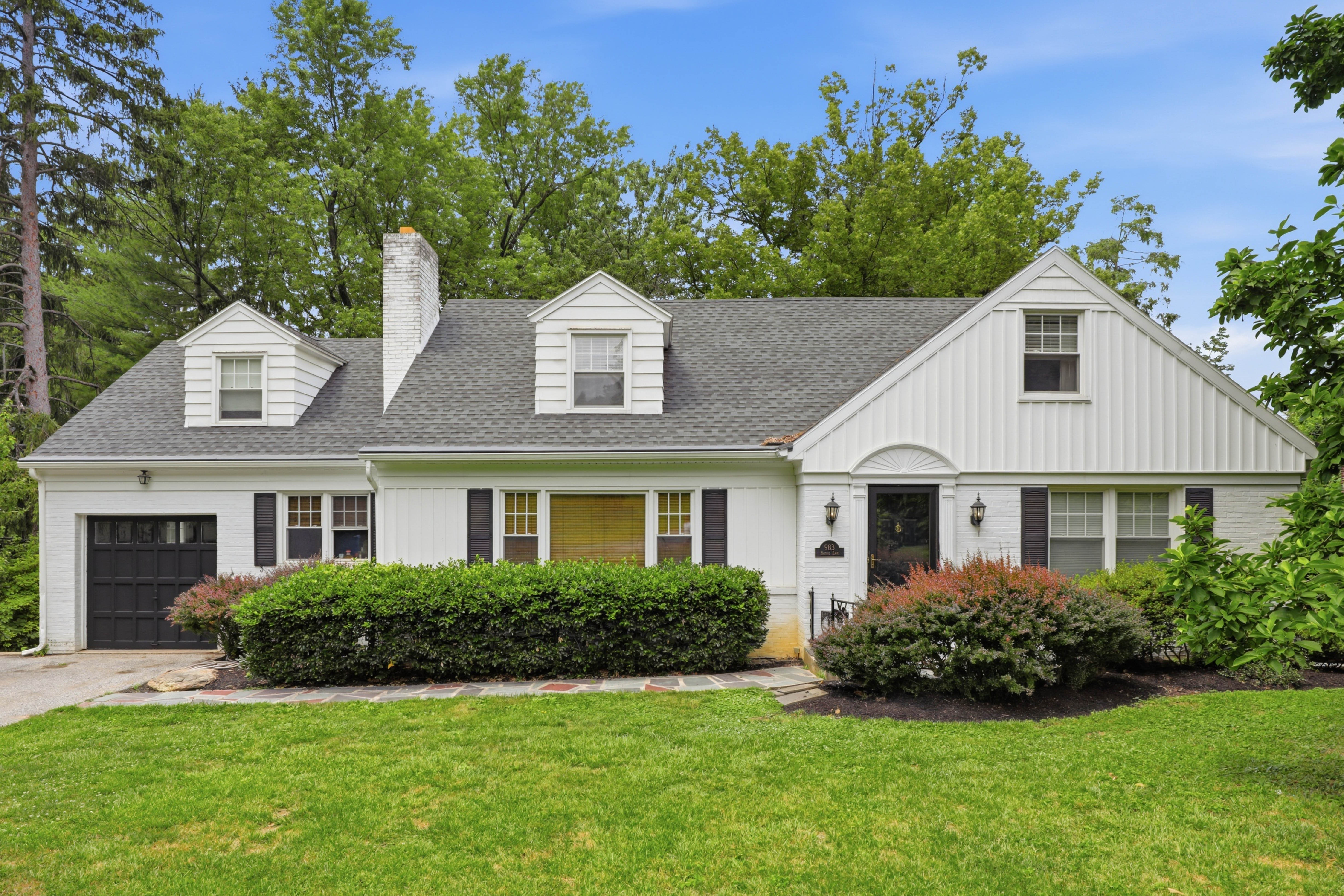 983 Brockie Lane York PA 17403