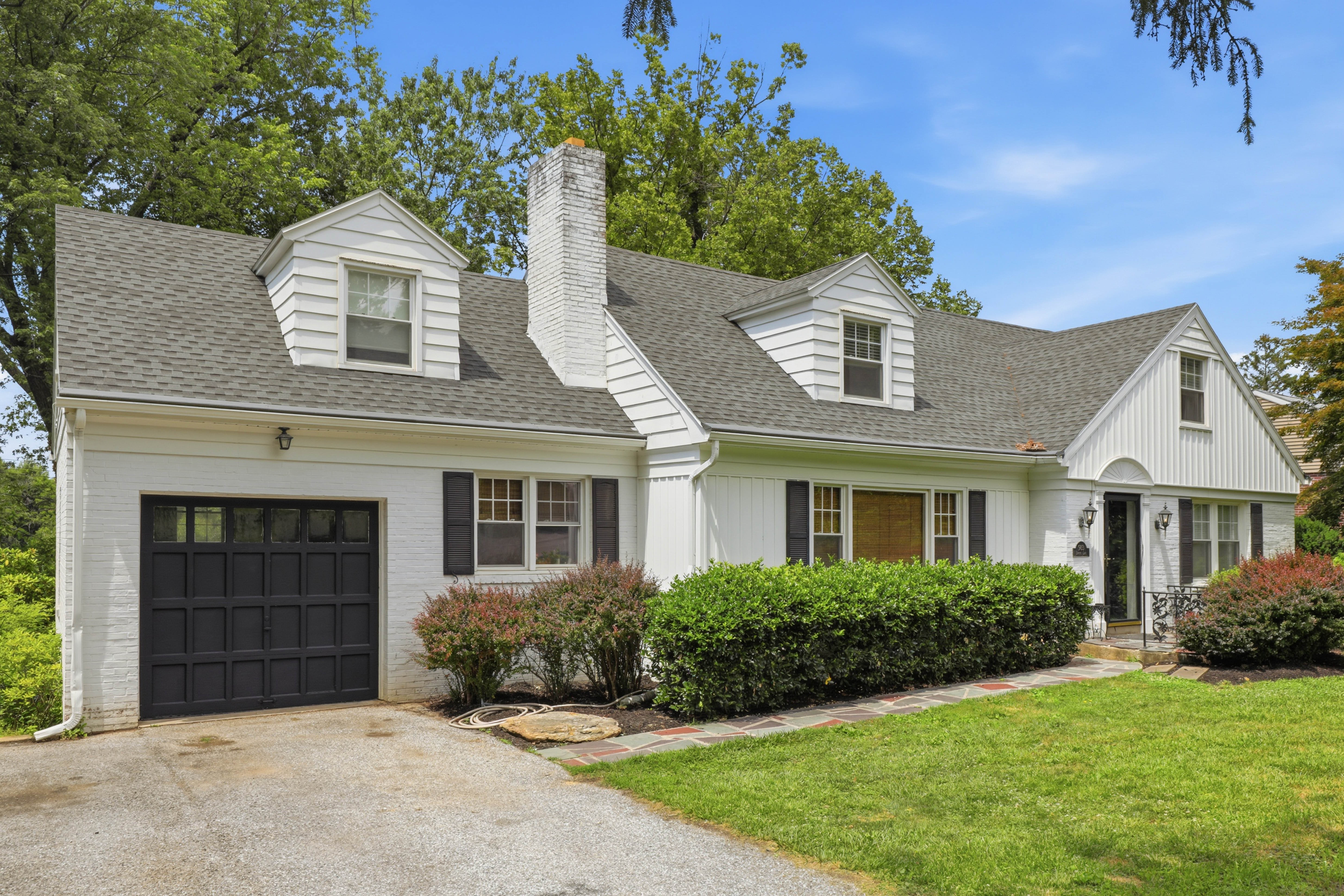 983 Brockie Lane York PA 17403