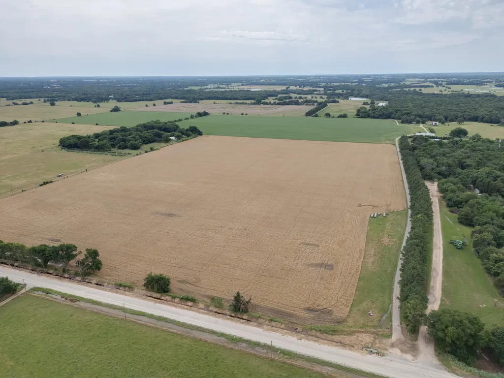 3181 Fm 274 Bonham TX 75418