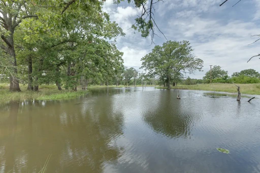 3181 Fm 274 Bonham TX 75418