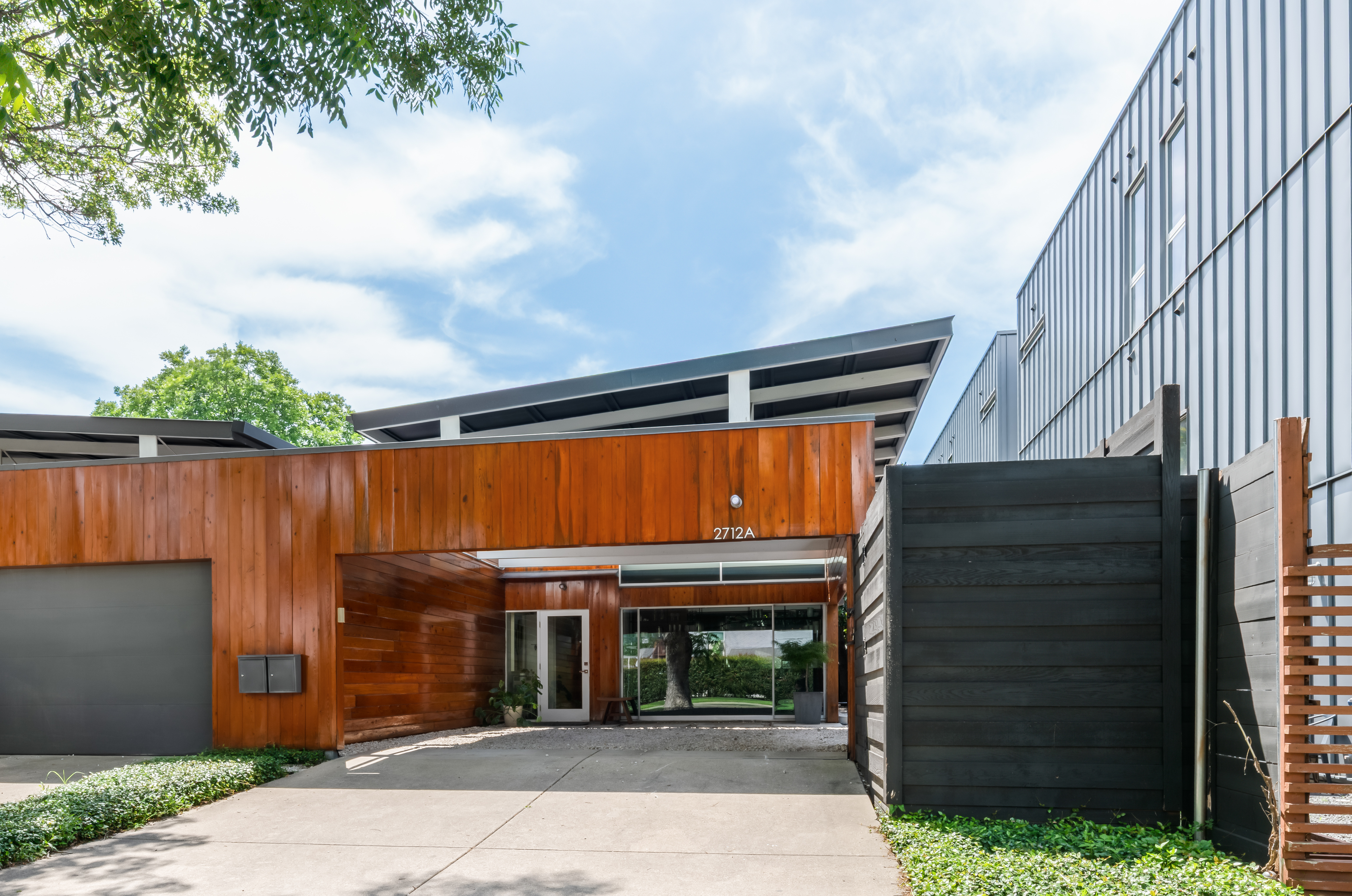 2712 Throckmorton Street Dallas TX 75219