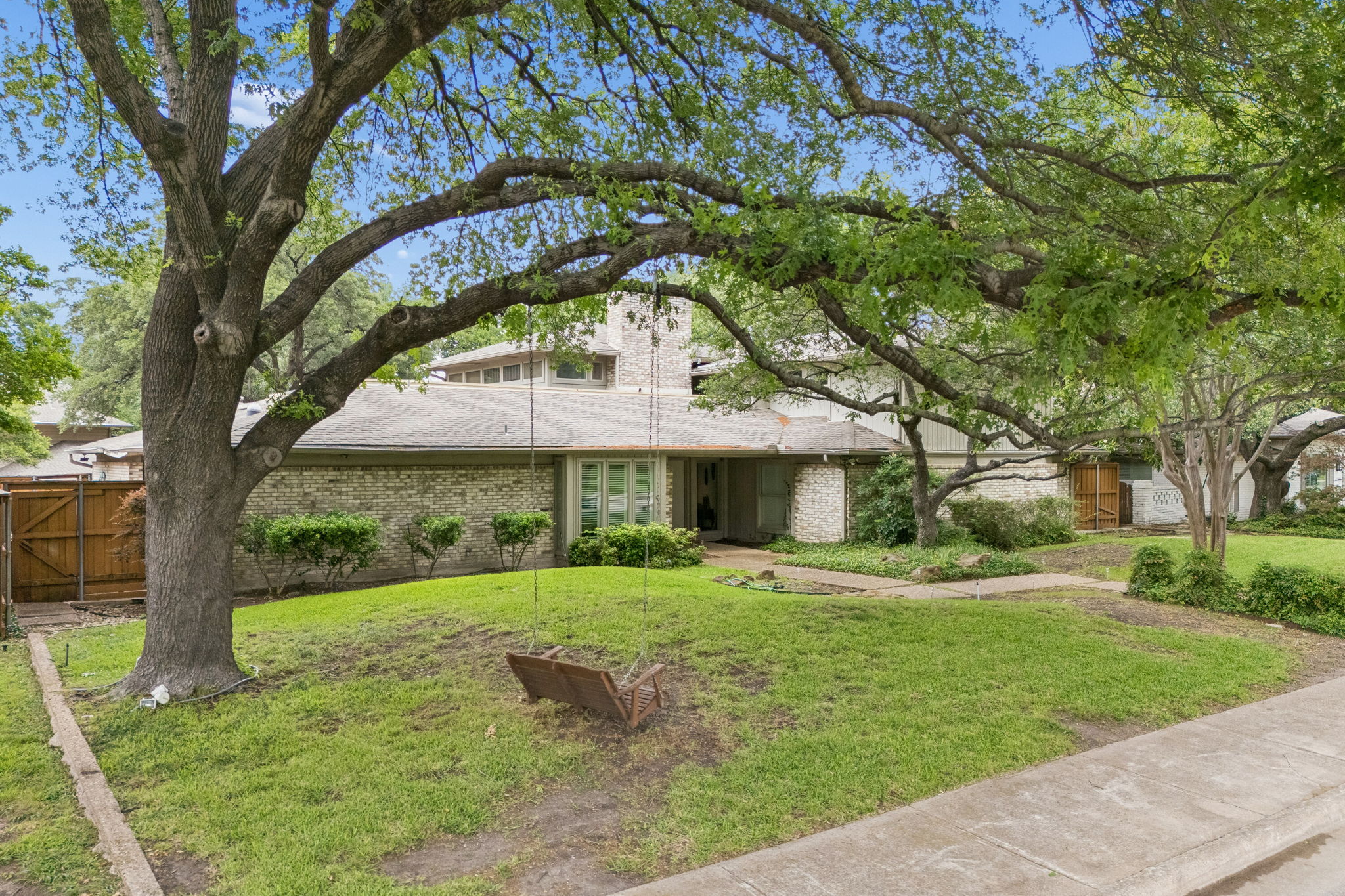 6725 Caulfield Drive Dallas TX 75248