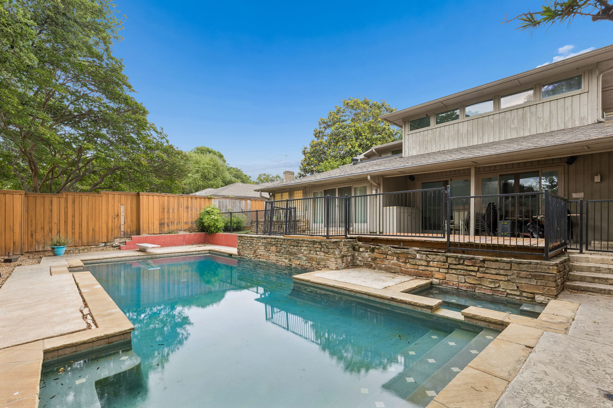 6725 Caulfield Drive Dallas TX 75248