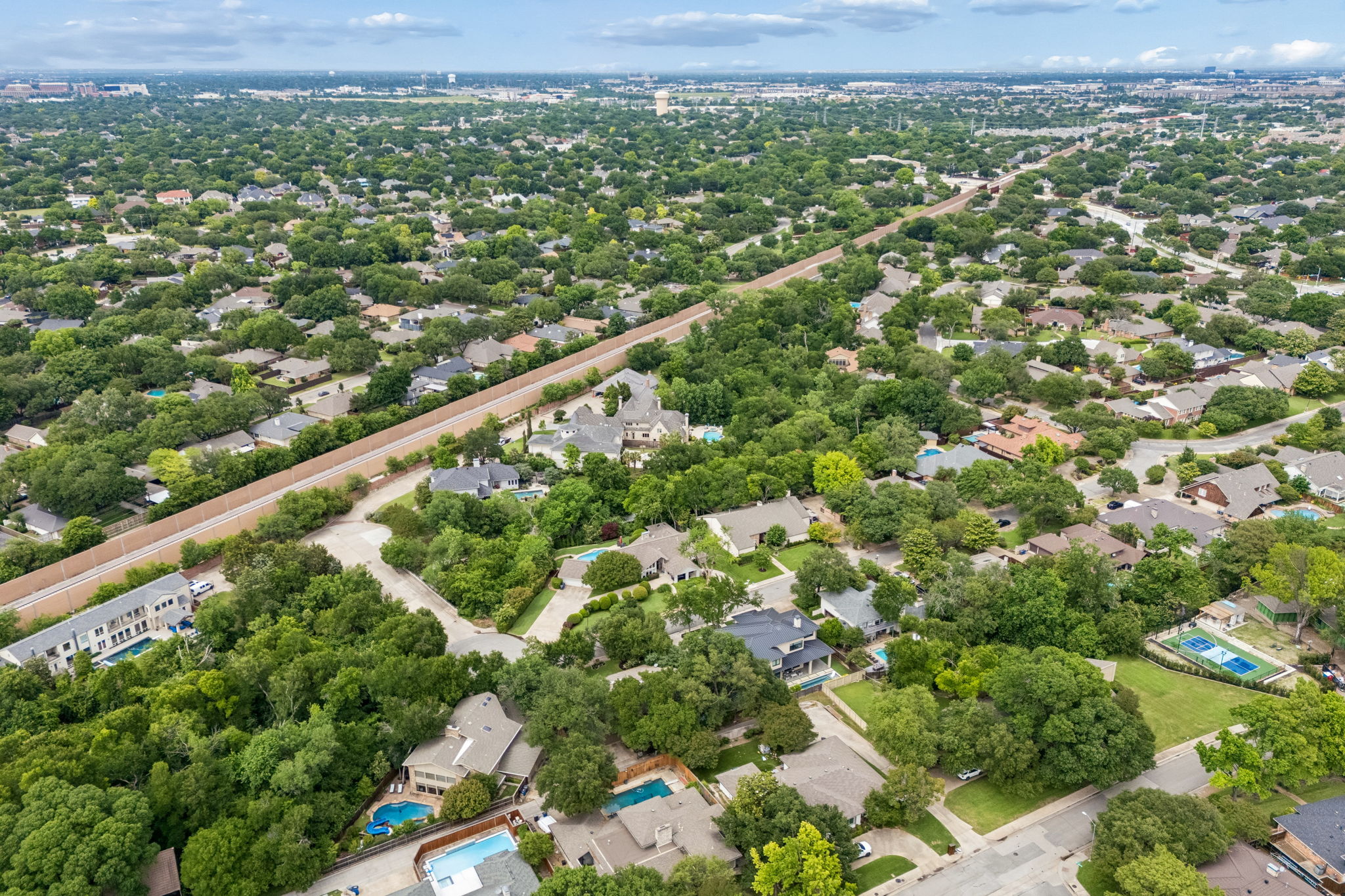 6725 Caulfield Drive Dallas TX 75248