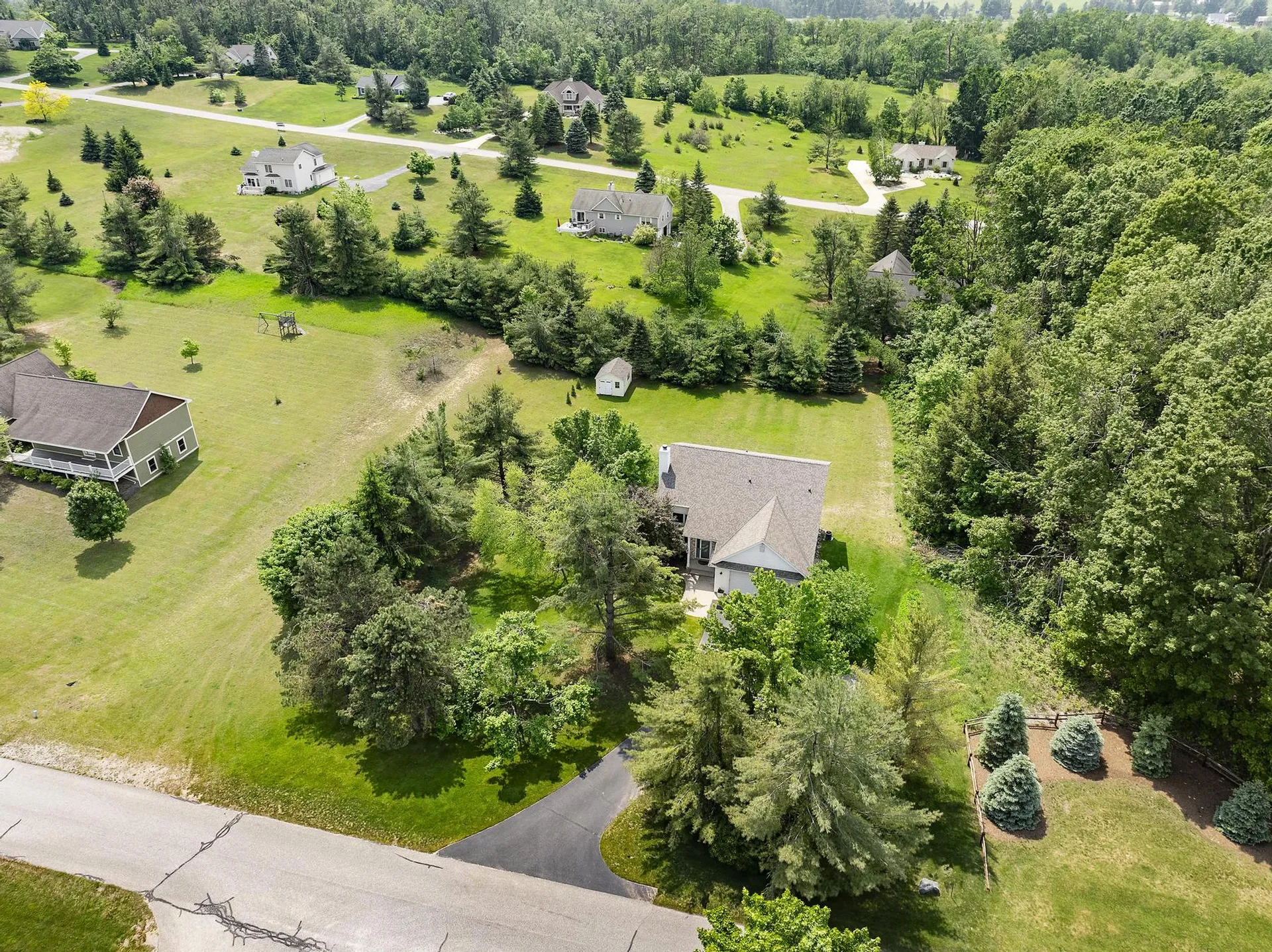 Harbor Springs MI, 6680 Hillside Drive