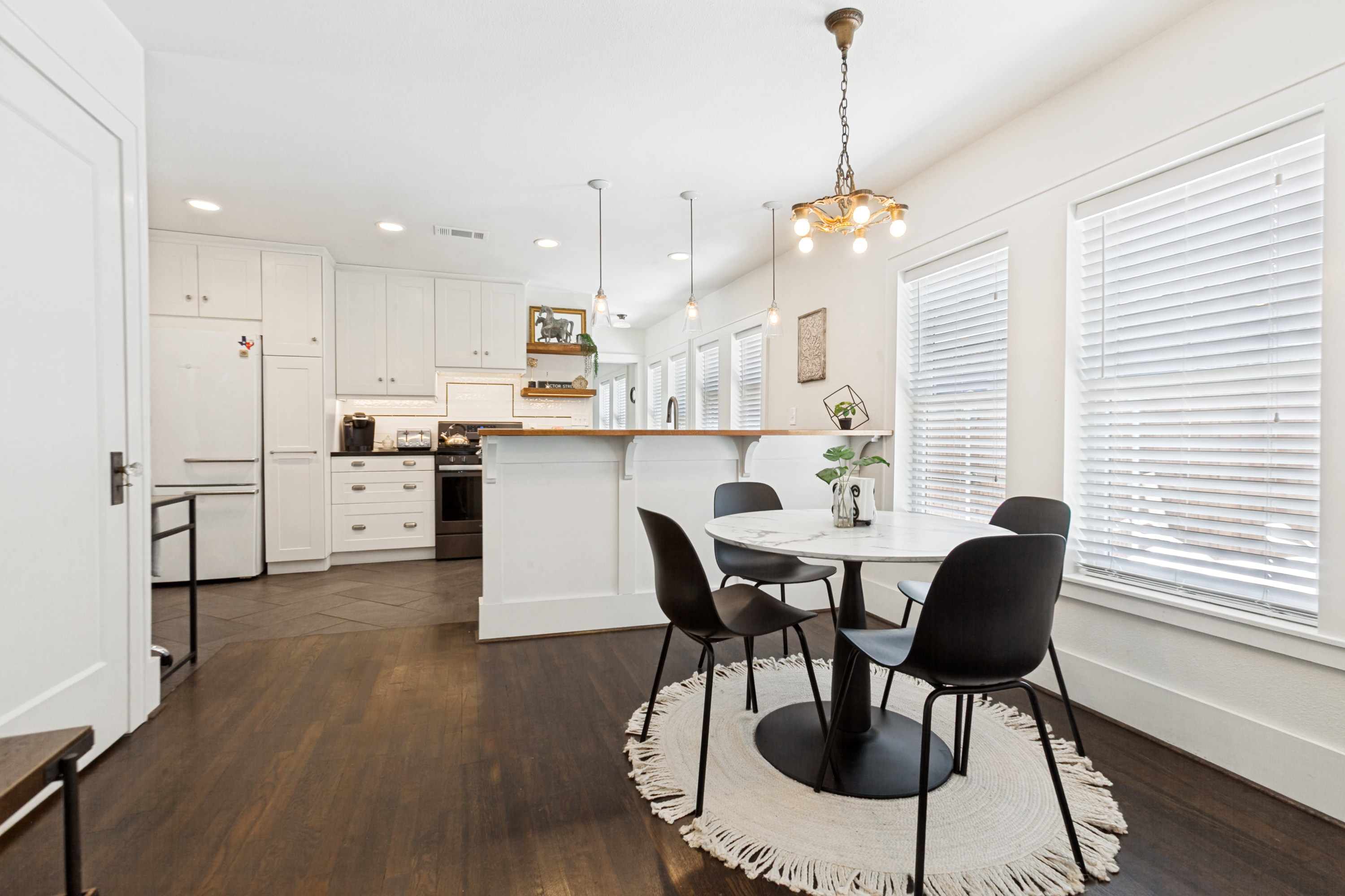 6034 Victor Street Dallas TX 75214