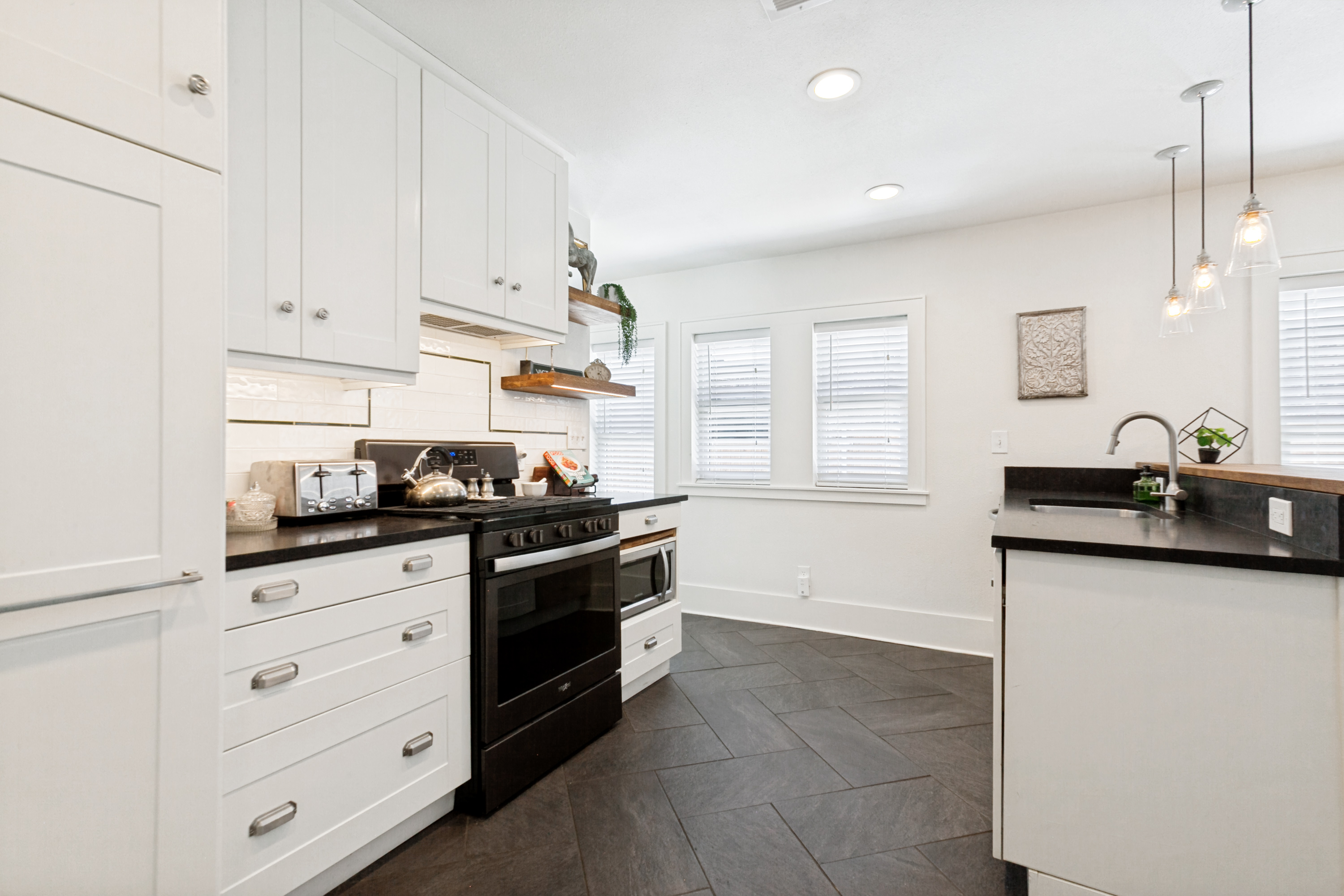 6034 Victor Street Dallas TX 75214