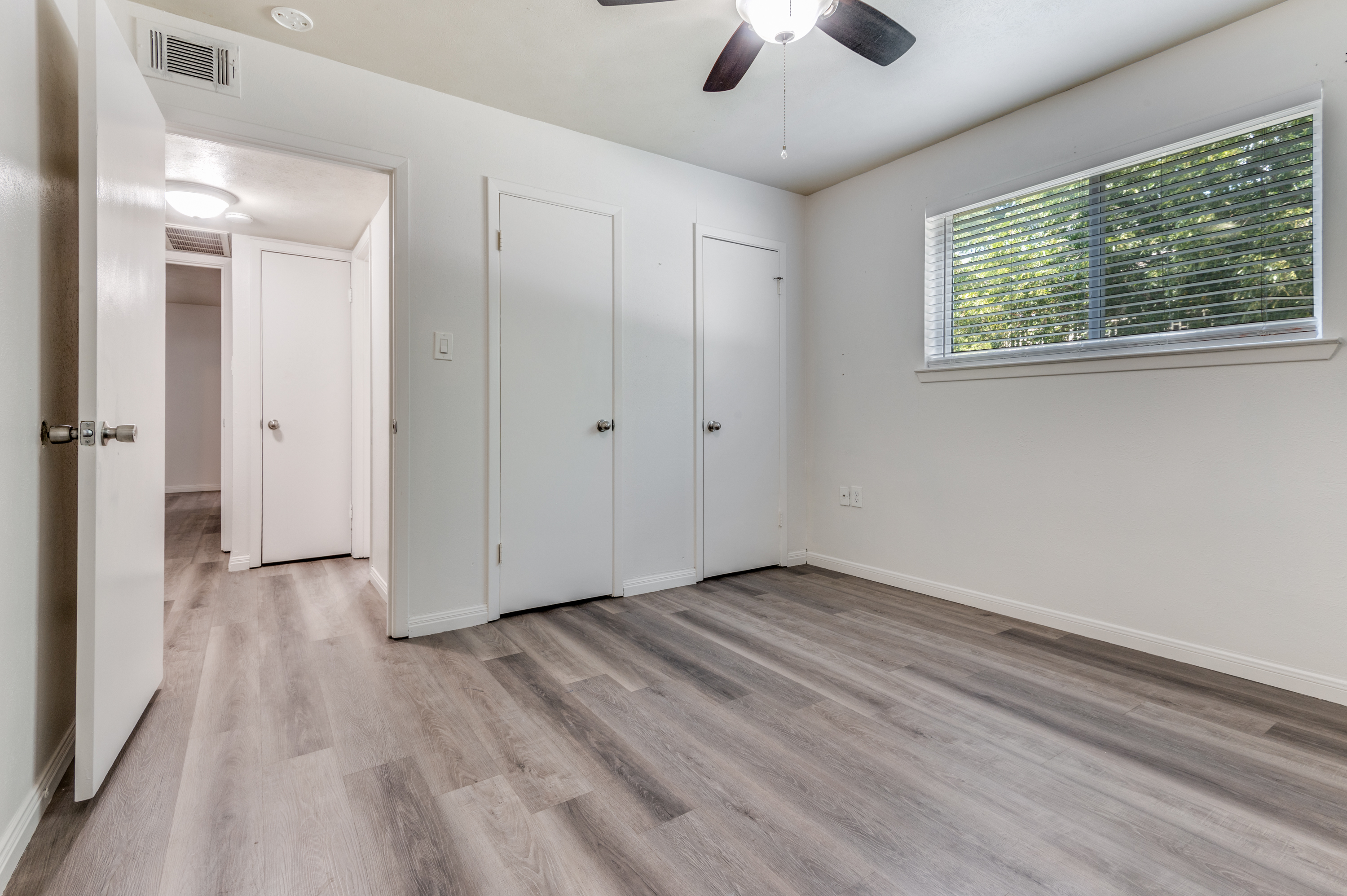 428 N Dallas Avenue Lancaster TX 75146