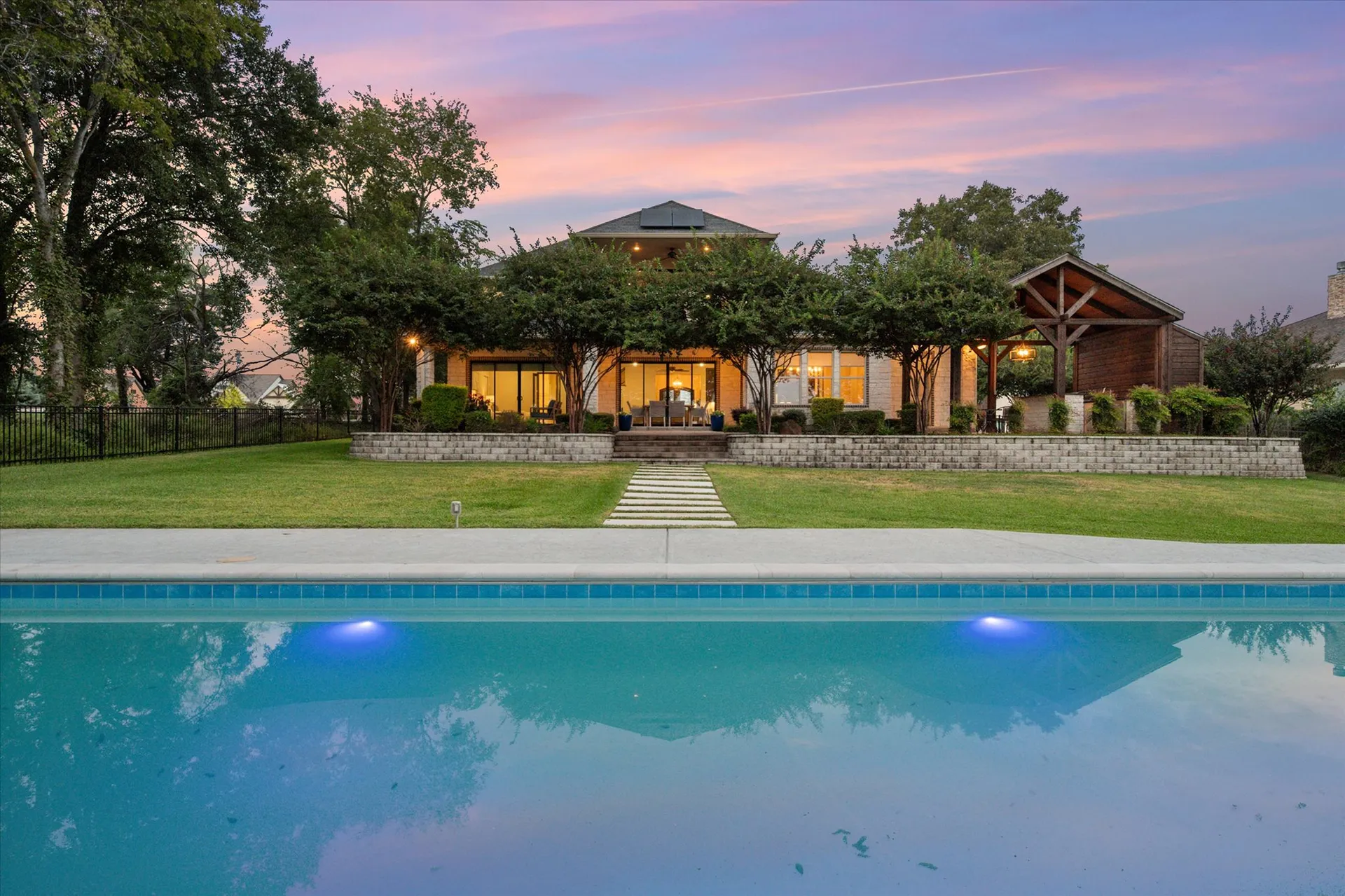 Corsicana TX, 1140 The Shores Drive