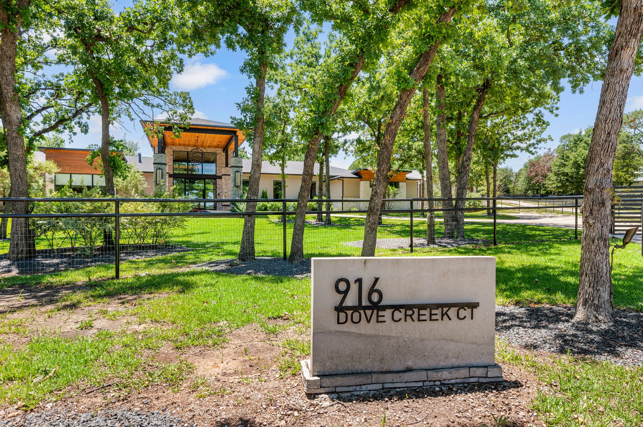 916 Dove Creek Court Bartonville TX 76226