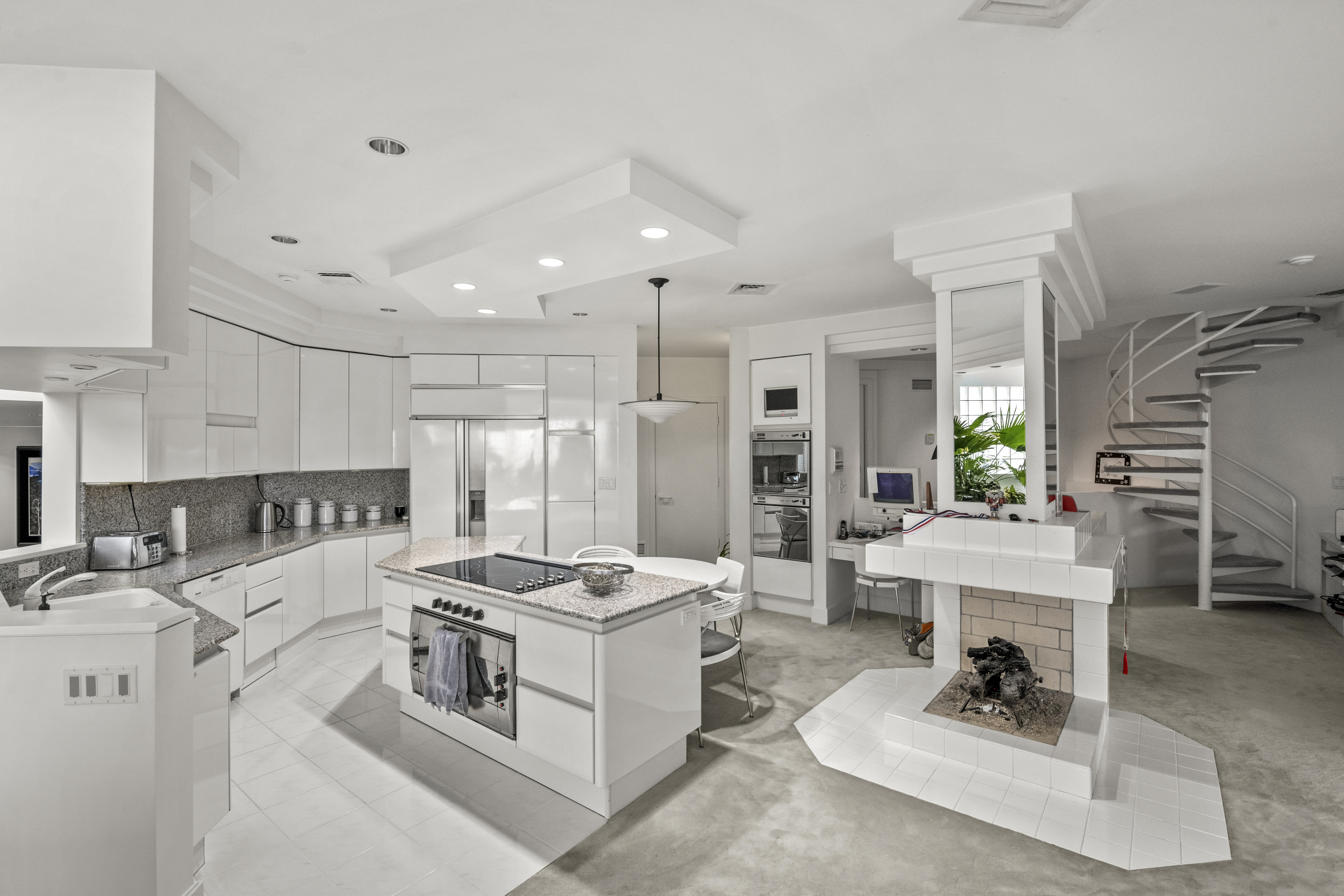 910 Pennwood Circle Lancaster PA 17601
