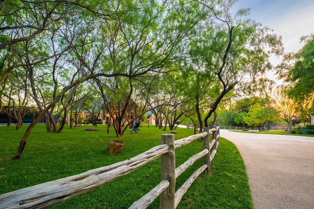 520 Ozro Road Maypearl TX 76084