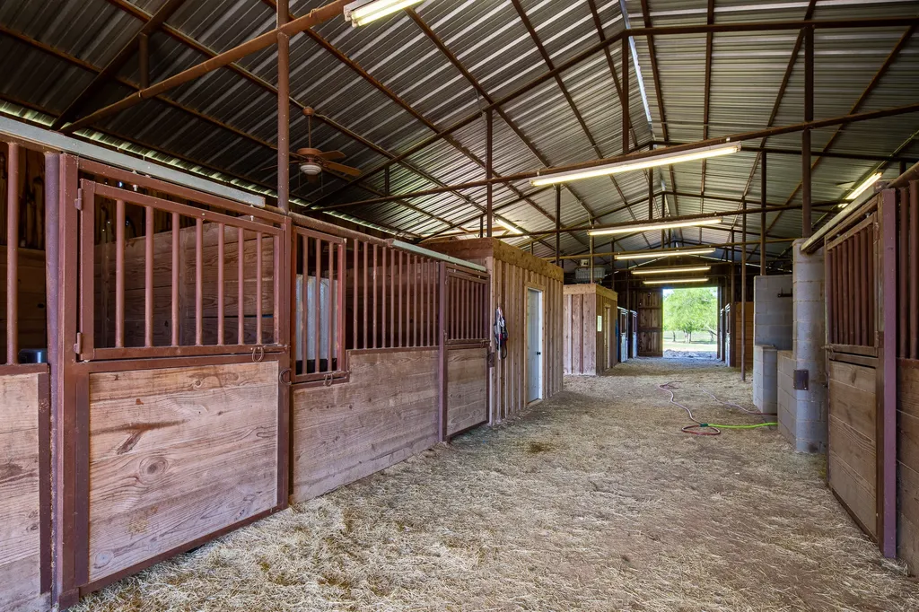 520 Ozro Road Maypearl TX 76084