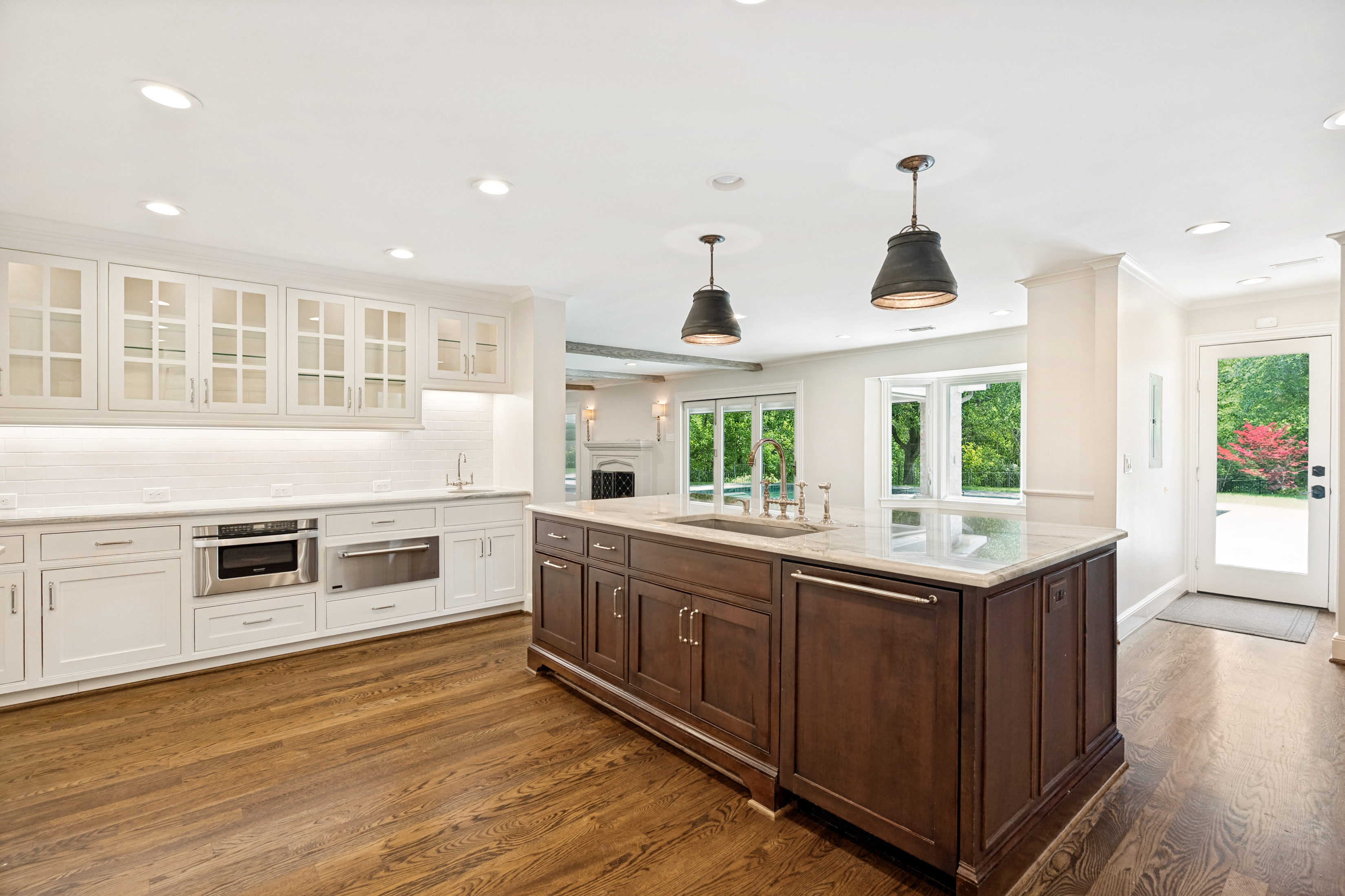6544 Valleybrook Drive Dallas TX 75254