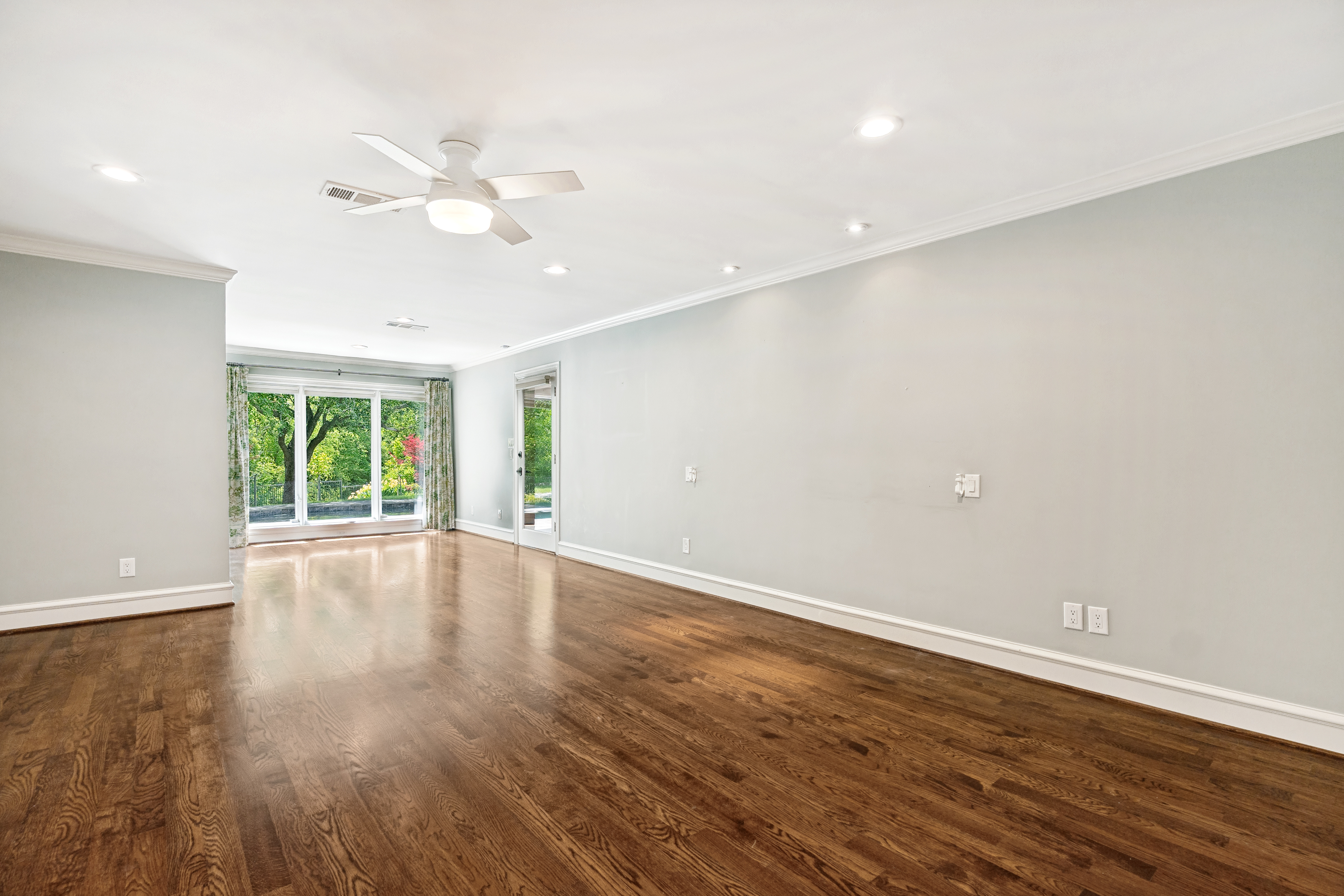 6544 Valleybrook Drive Dallas TX 75254