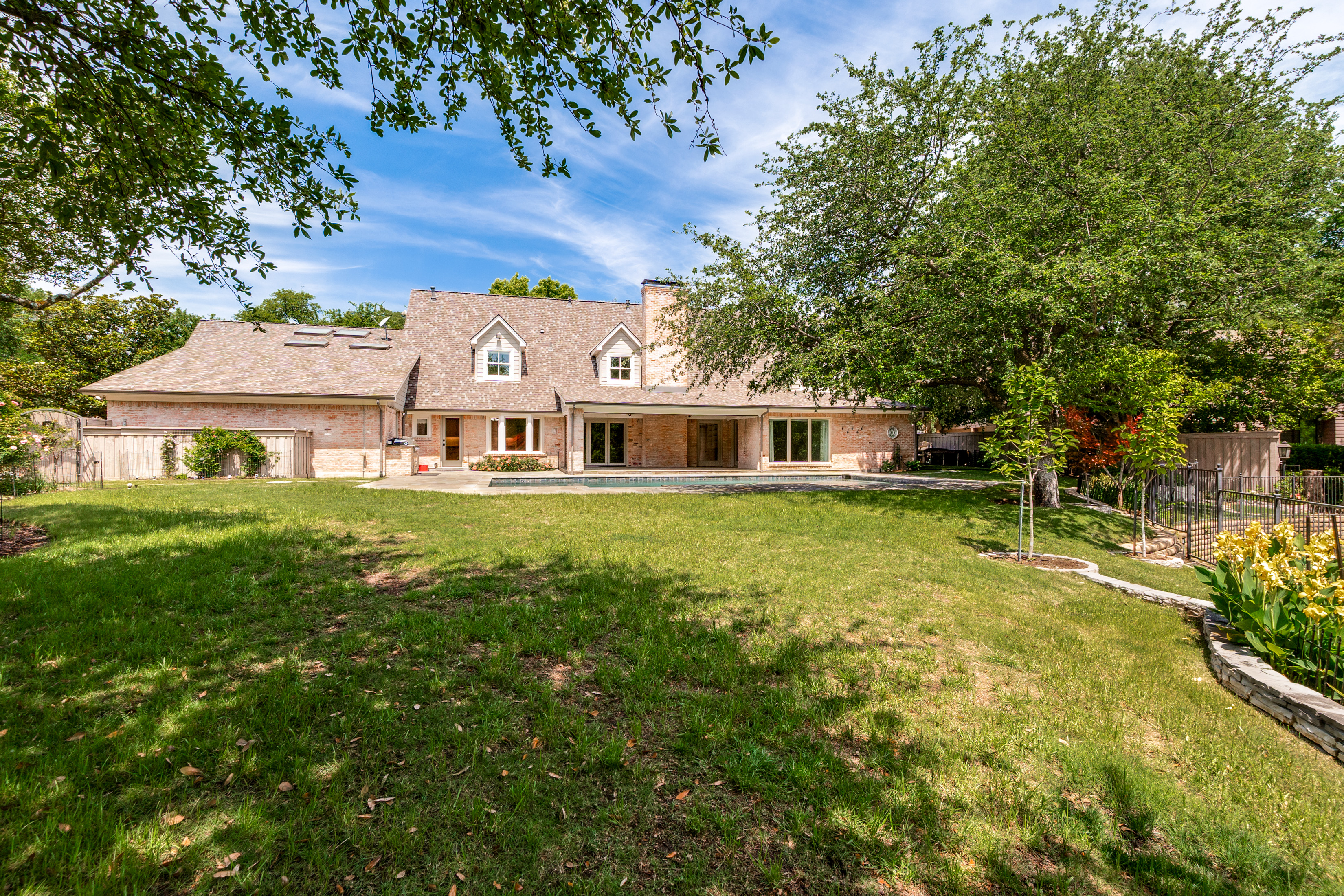 6544 Valleybrook Drive Dallas TX 75254