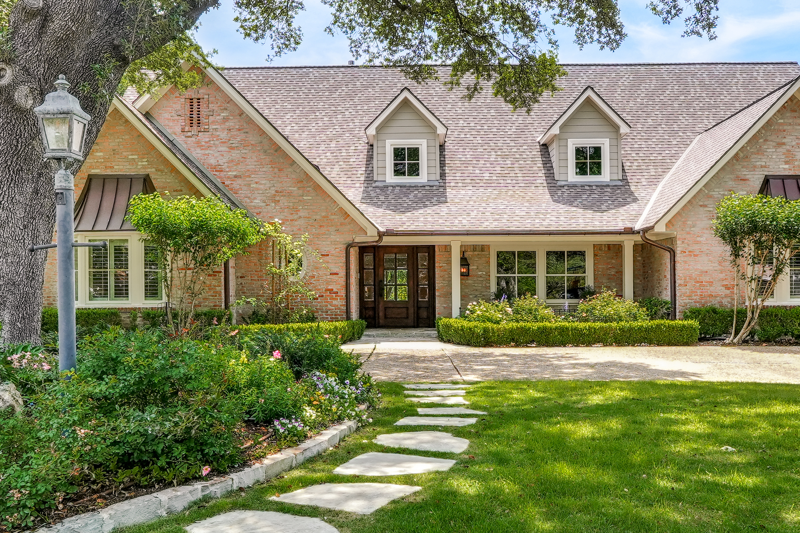 6544 Valleybrook Drive Dallas TX 75254