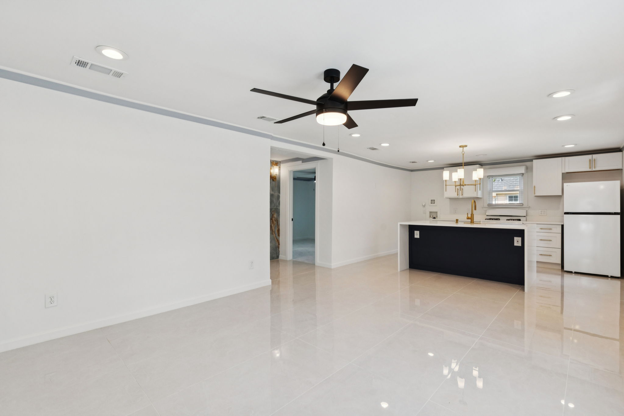 621 Alameda Road Azle TX 76020