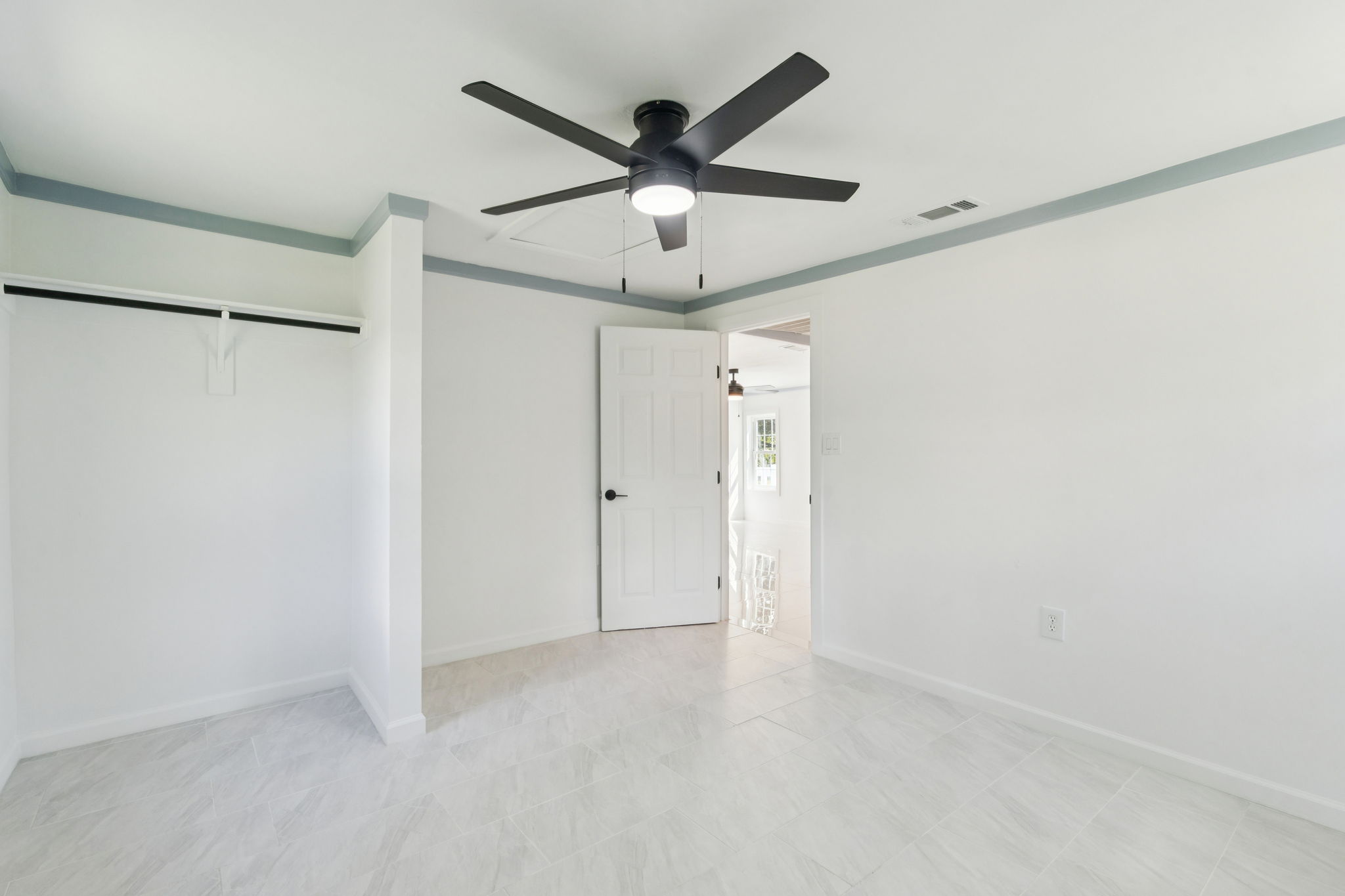 621 Alameda Road Azle TX 76020