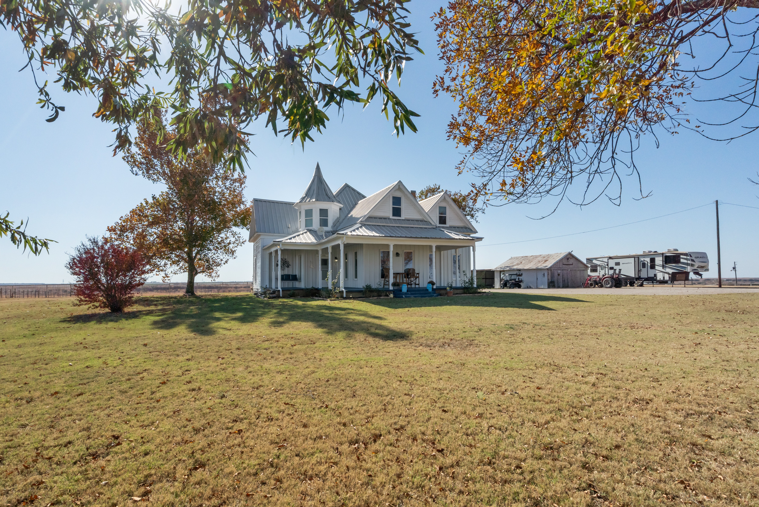 945 Quarter Horse Lane Bellevue TX 76228