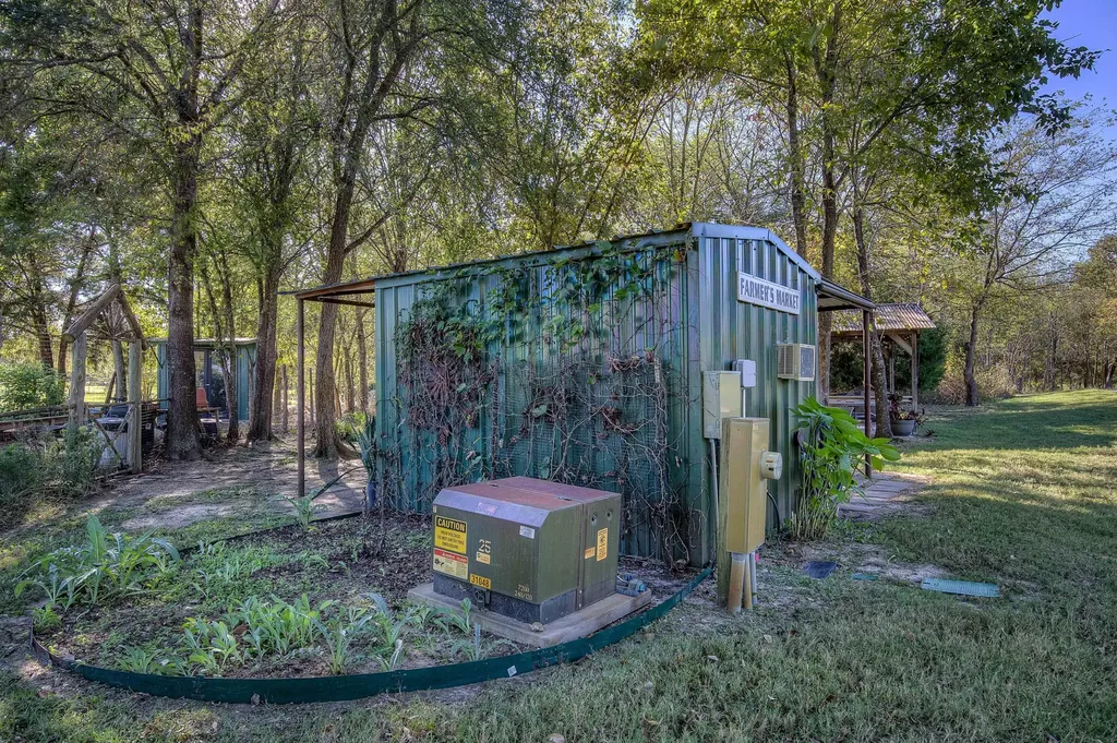 507 County Road 1960 Yantis TX 75497