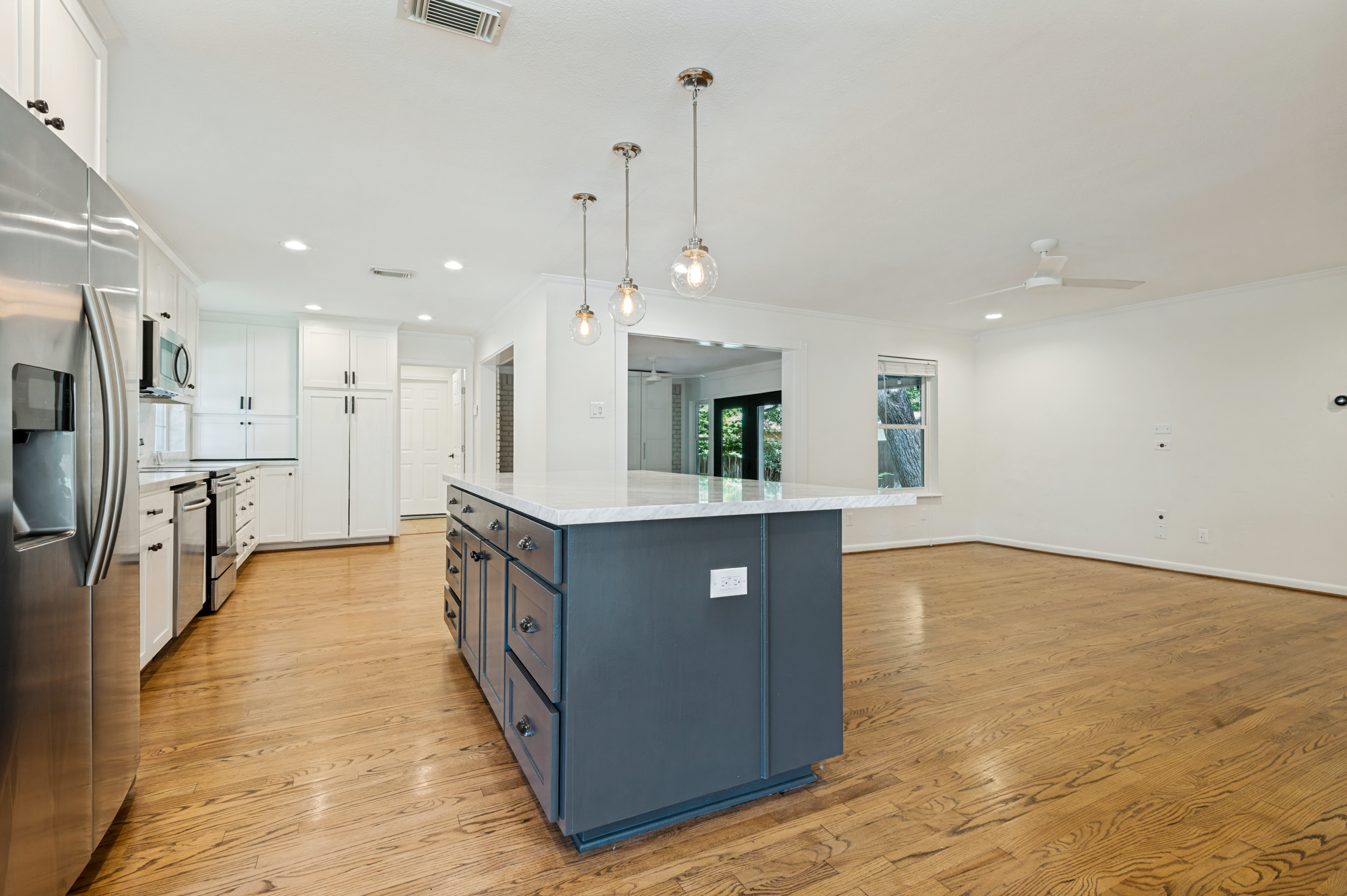 7105 Bennington Drive Dallas TX 75214