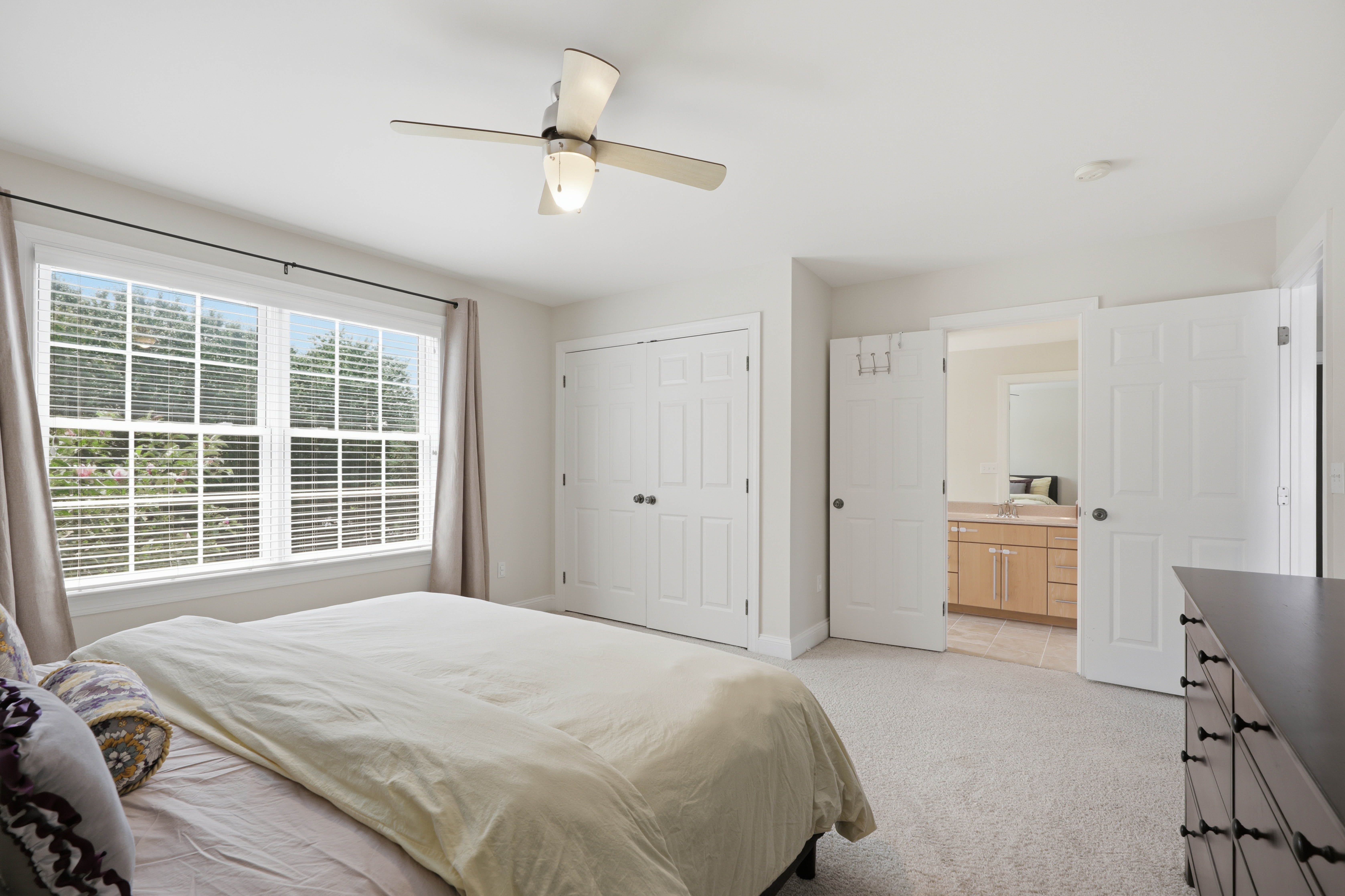 1146 S Bristol Drive Lititz PA 17543
