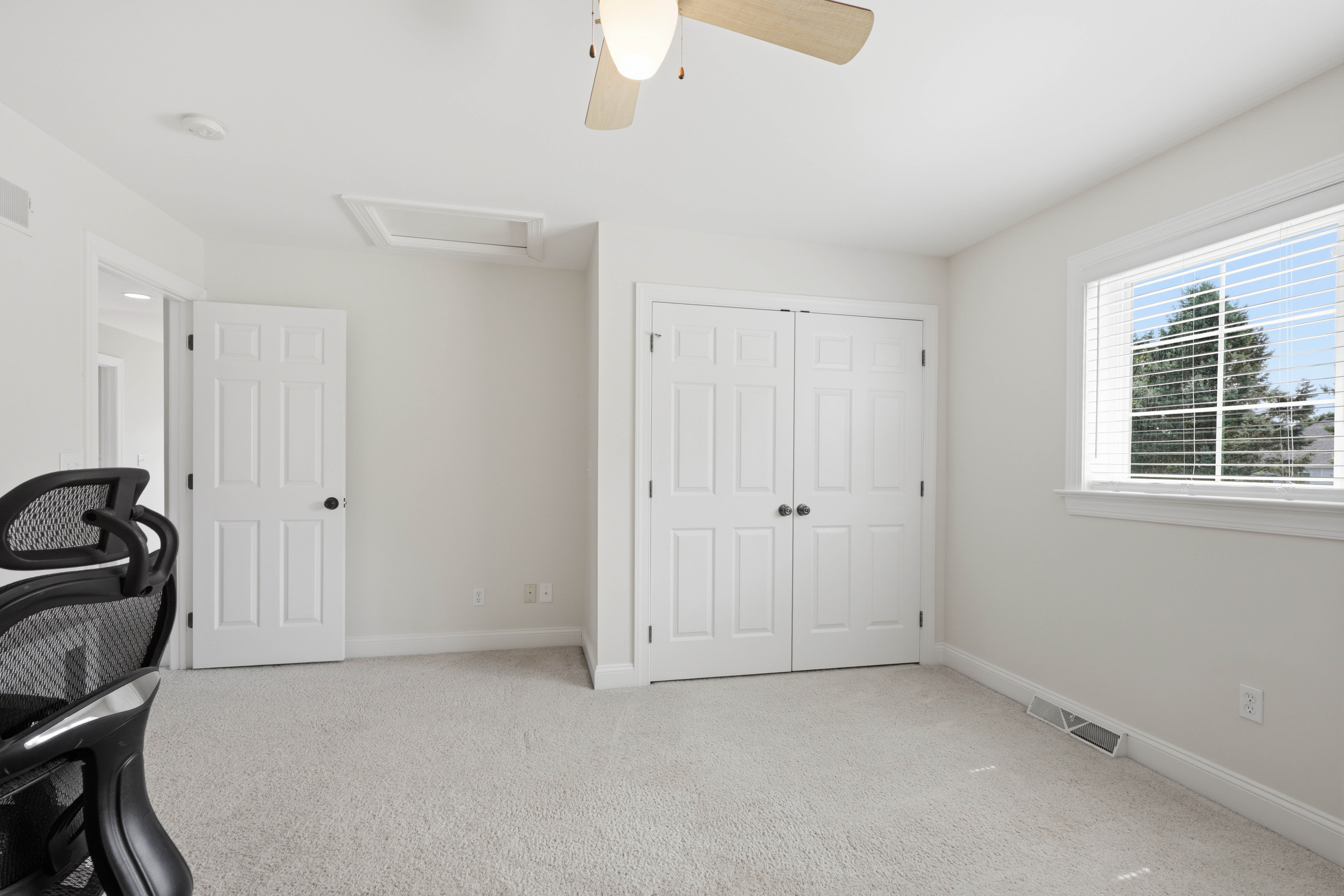 1146 S Bristol Drive Lititz PA 17543