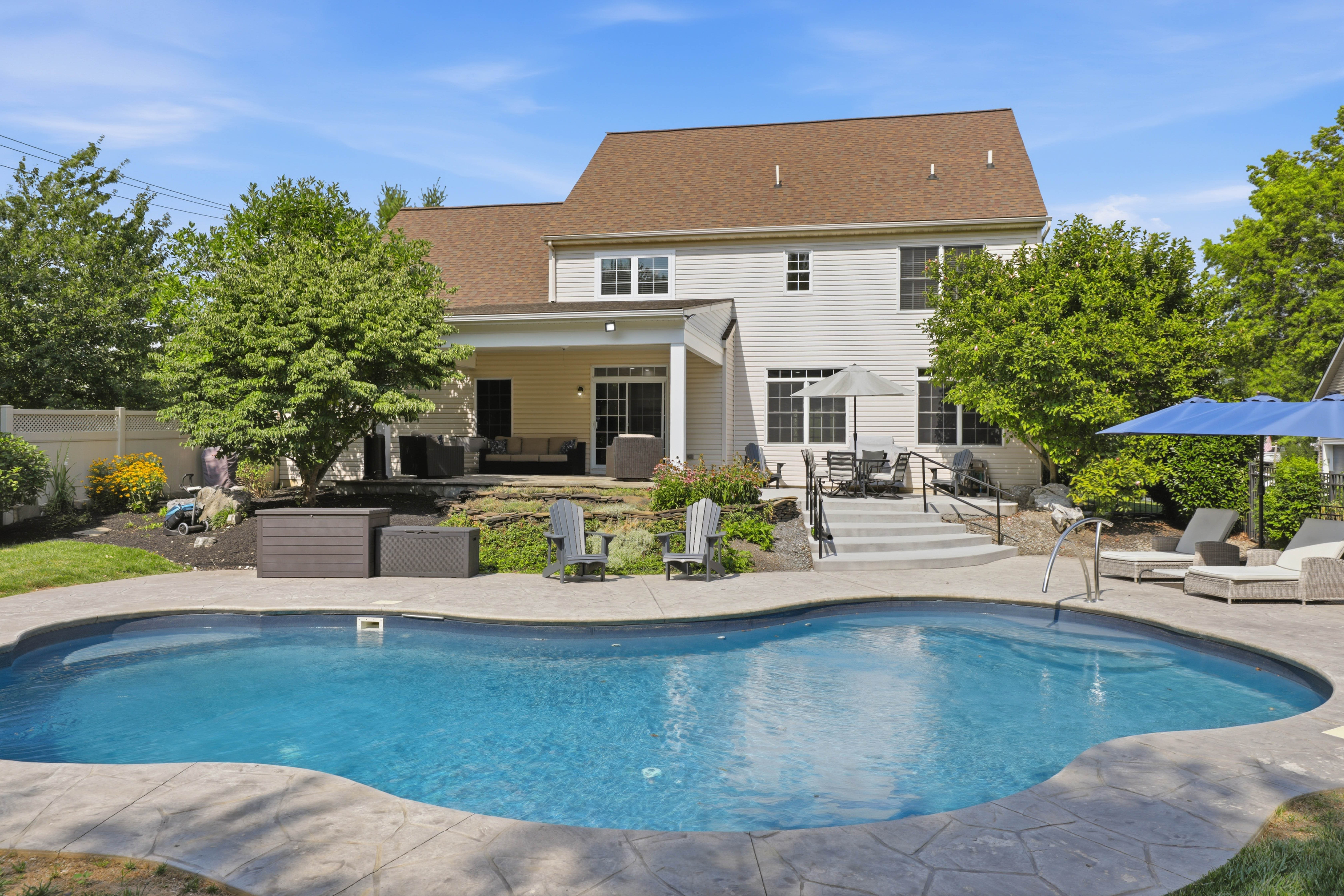1146 S Bristol Drive Lititz PA 17543