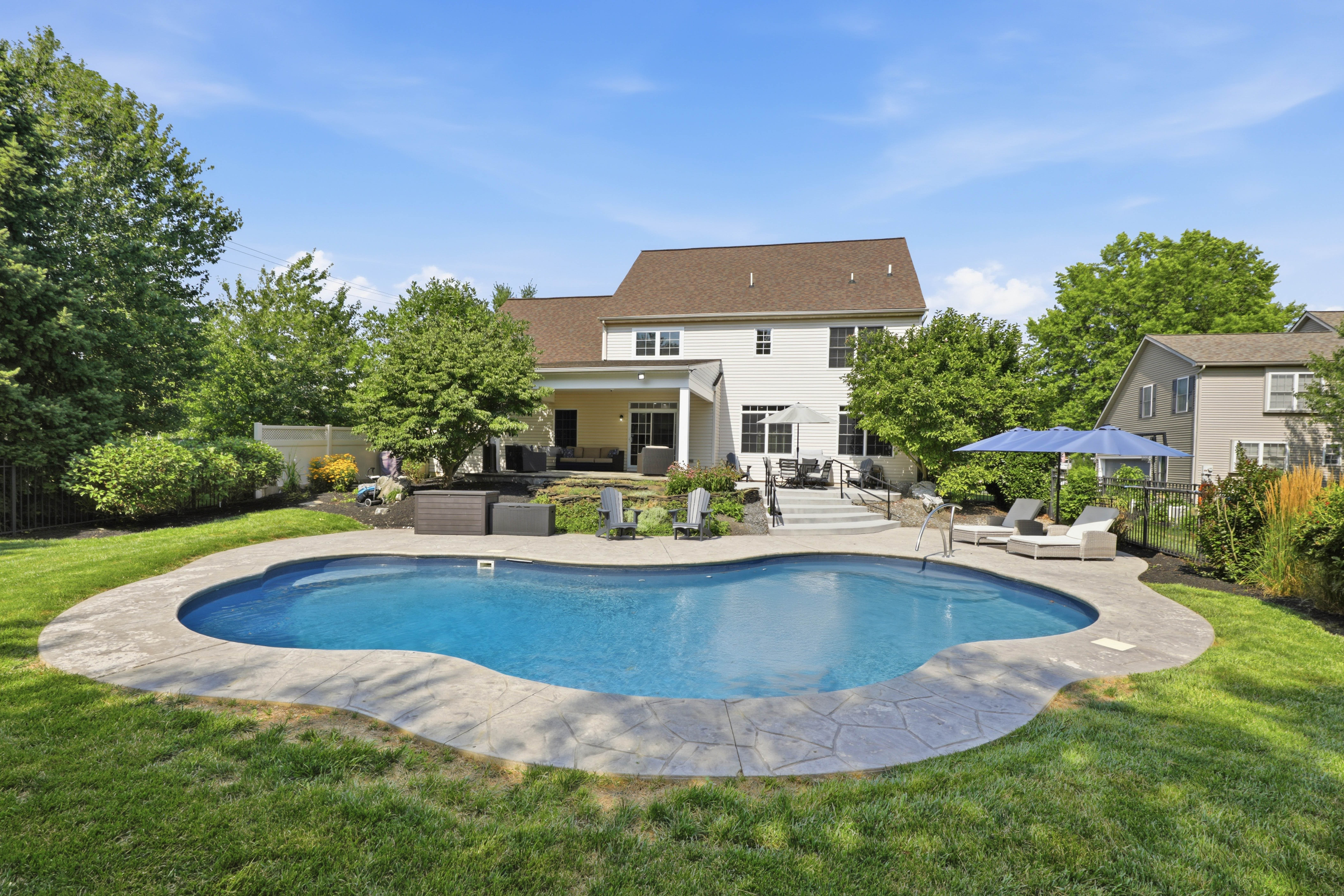 1146 S Bristol Drive Lititz PA 17543