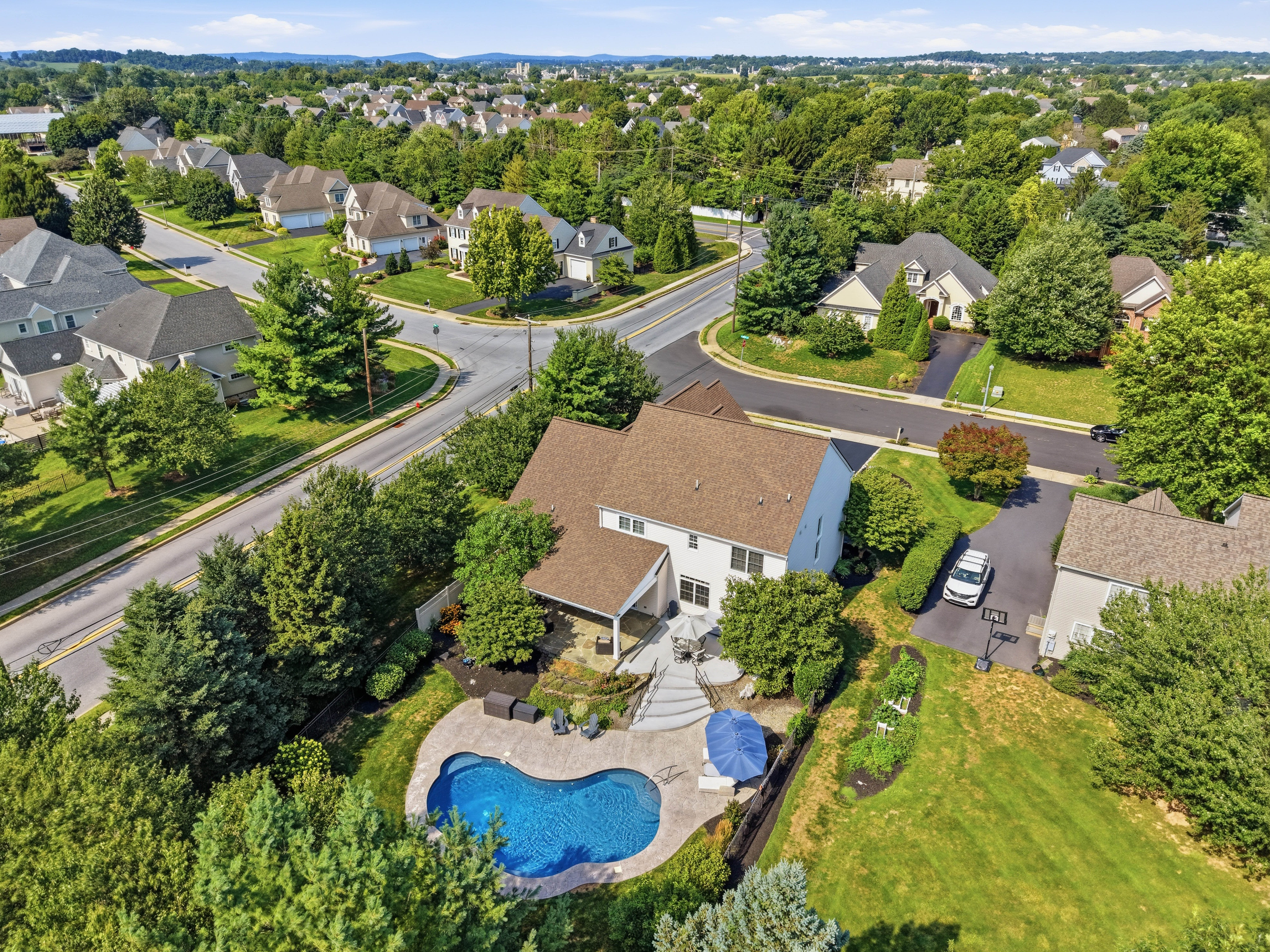 1146 S Bristol Drive Lititz PA 17543