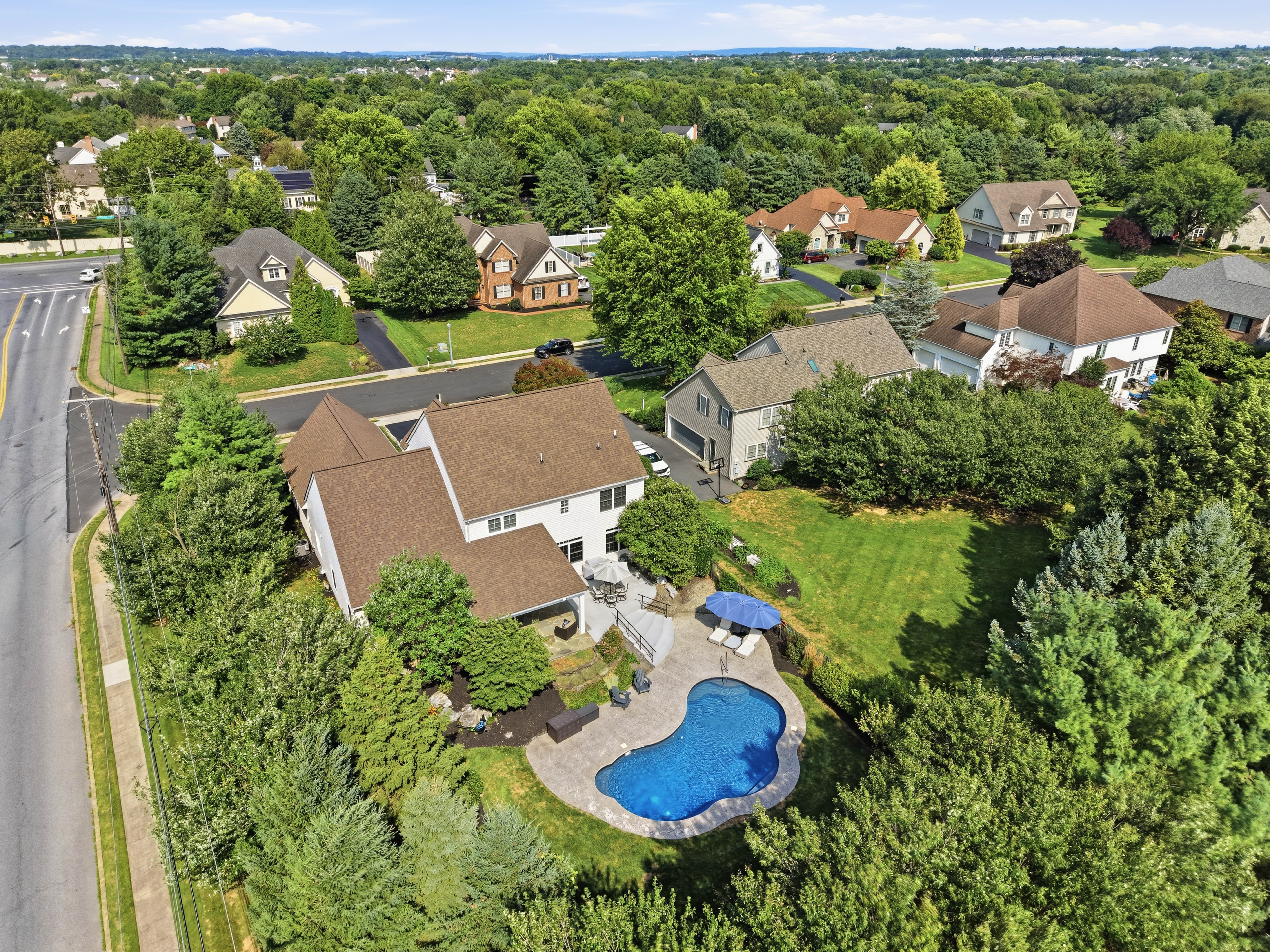 1146 S Bristol Drive Lititz PA 17543
