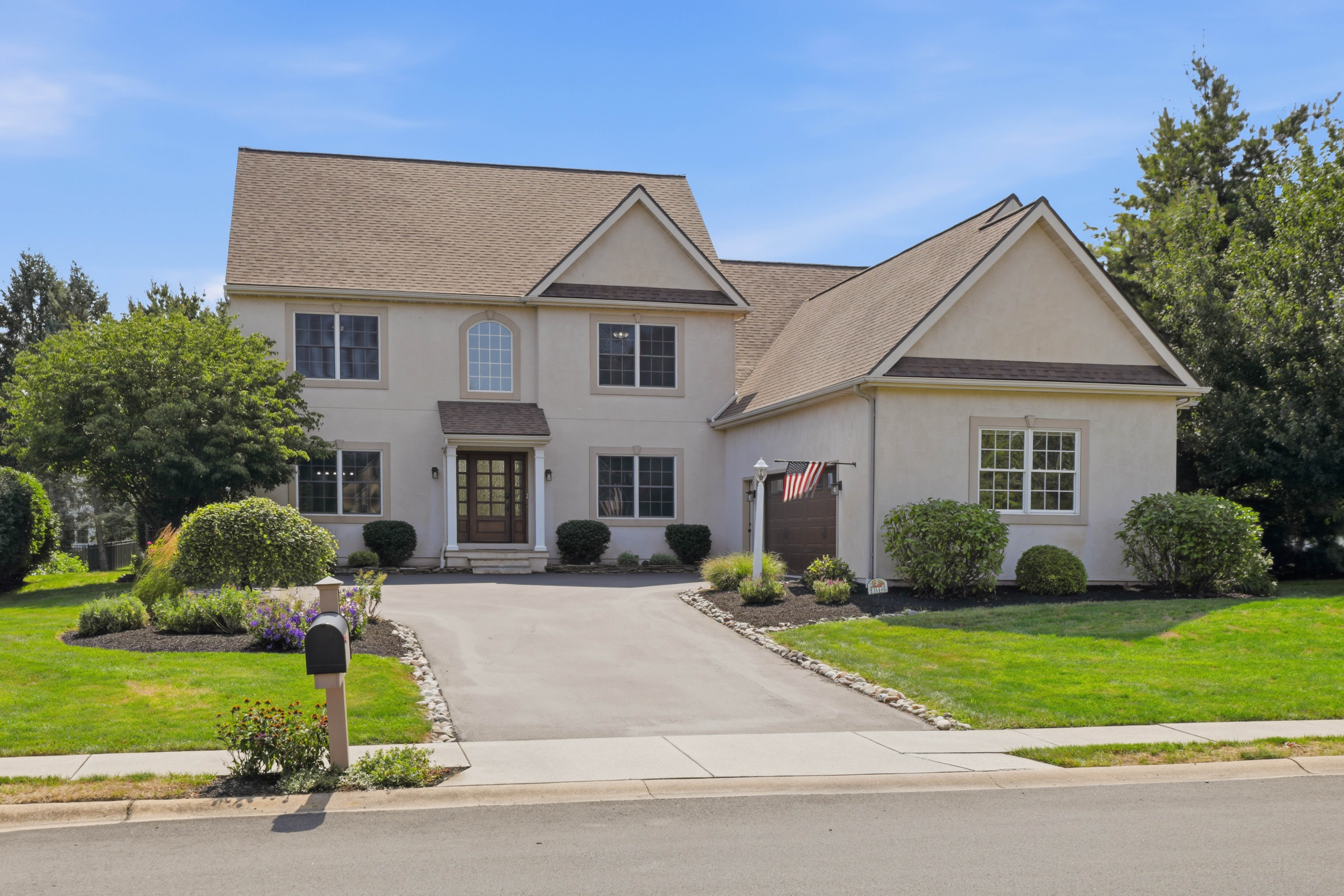 1146 S Bristol Drive Lititz PA 17543
