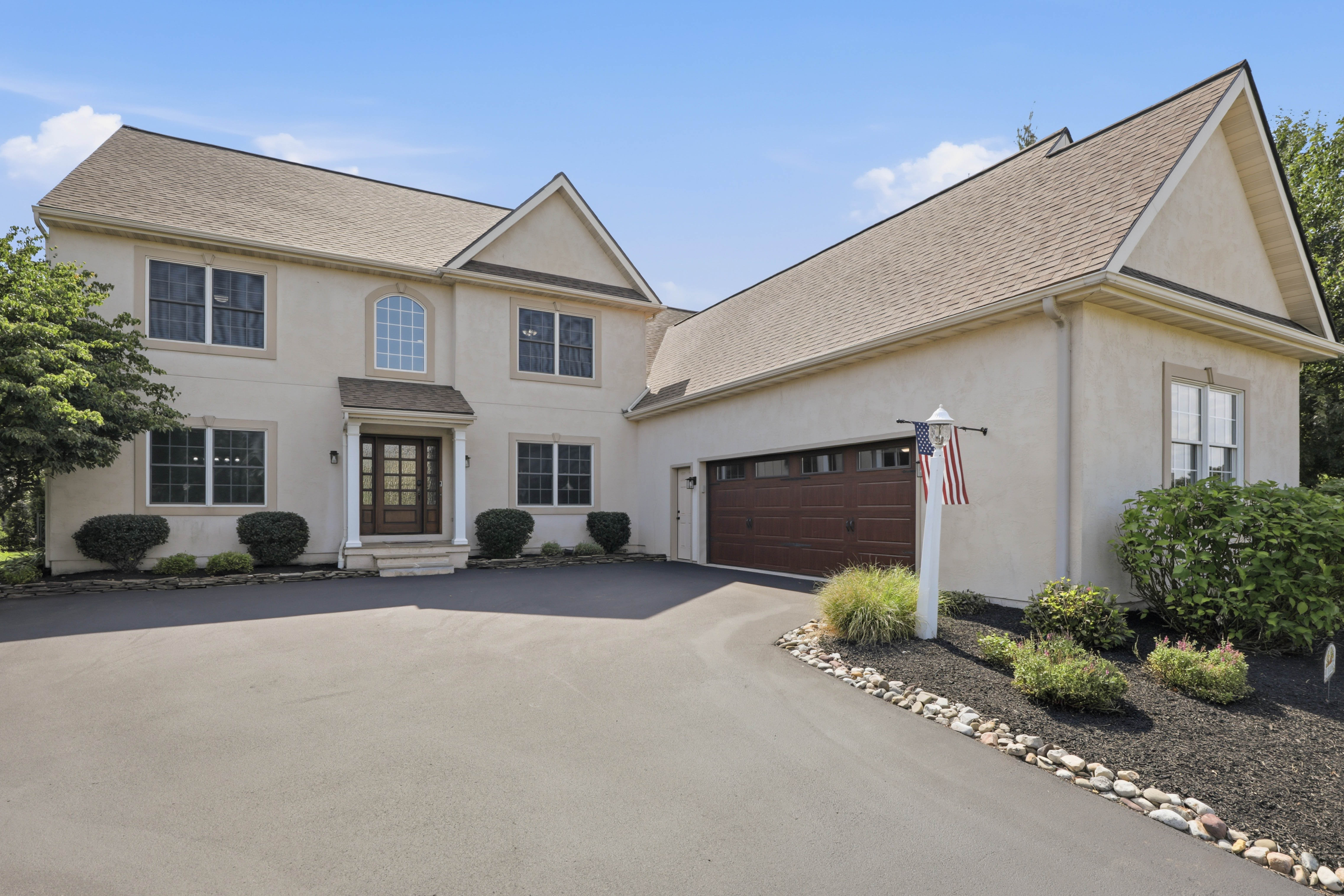 1146 S Bristol Drive Lititz PA 17543