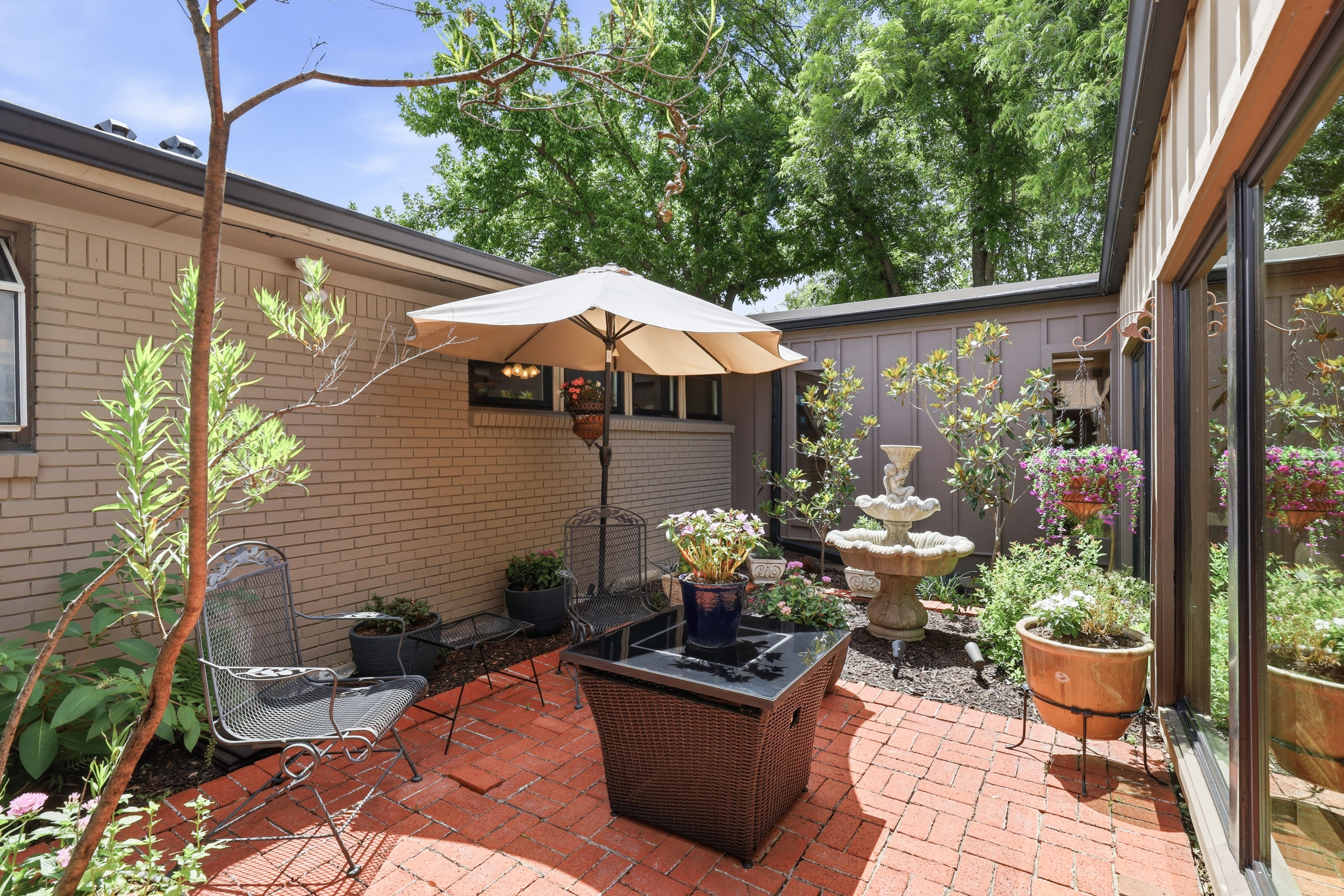 4004 Angus Drive Fort Worth TX 76116