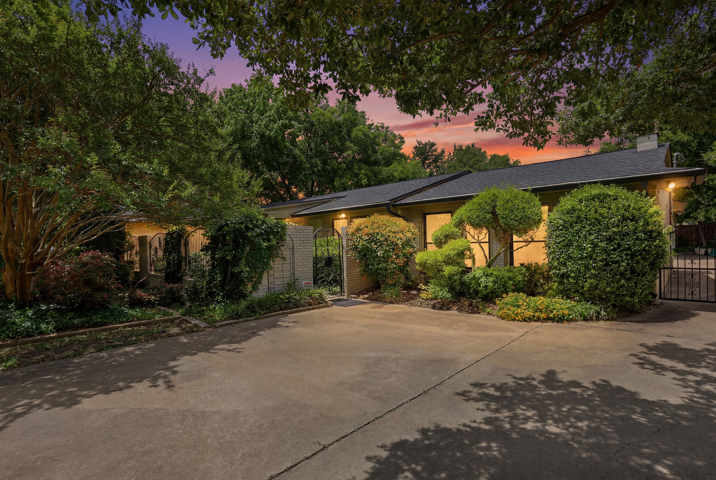 4004 Angus Drive Fort Worth TX 76116