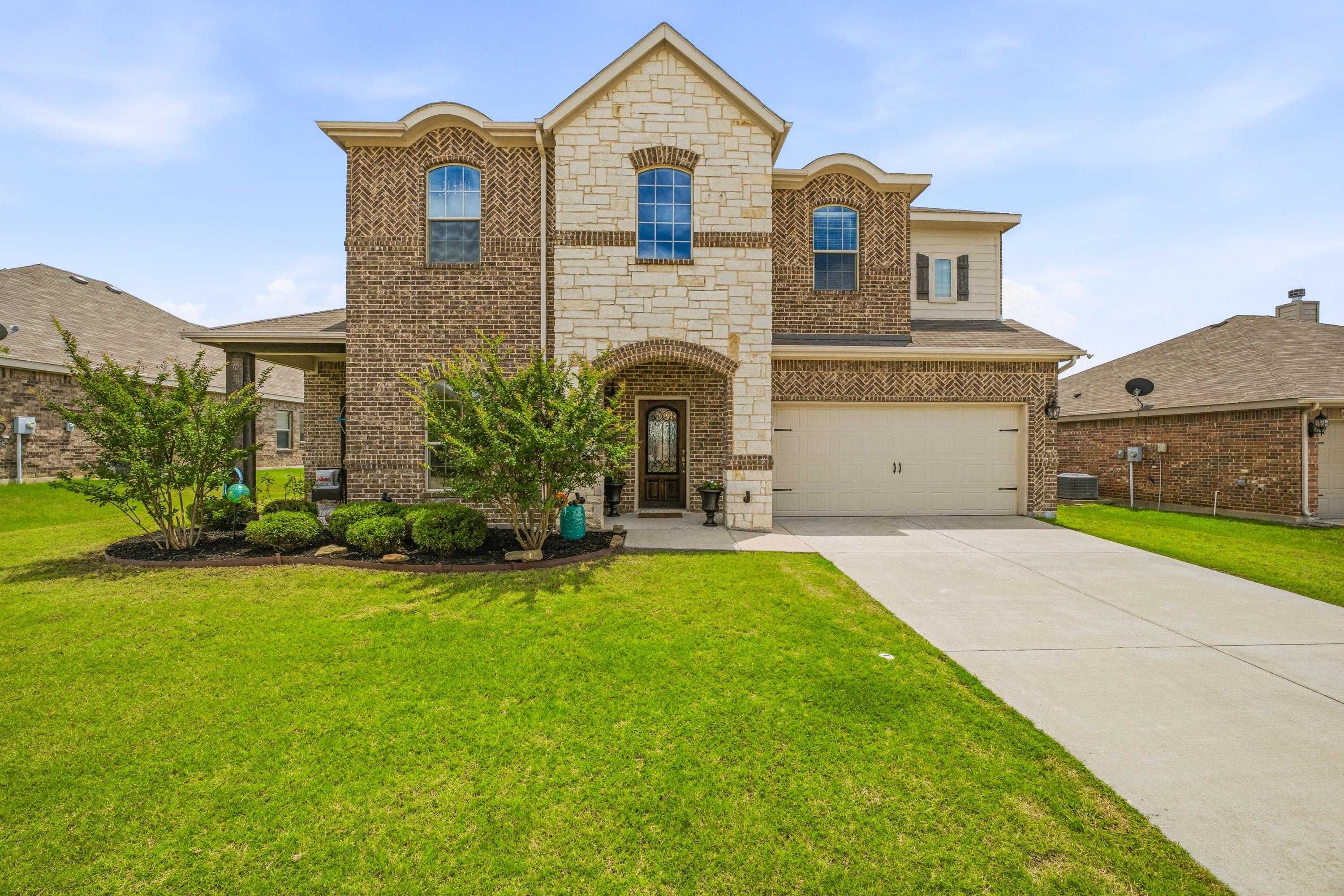 1544 Signature Drive Weatherford TX 76087
