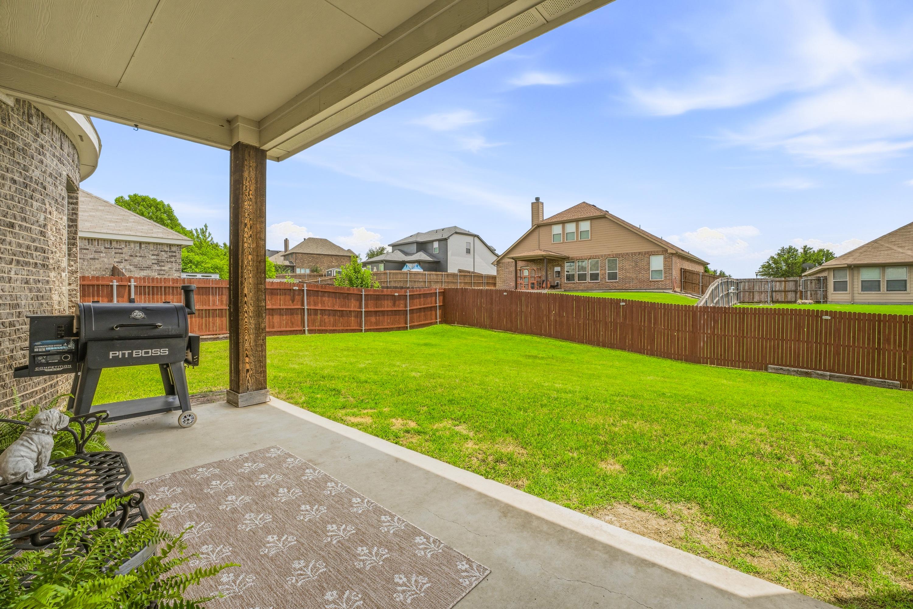 1544 Signature Drive Weatherford TX 76087