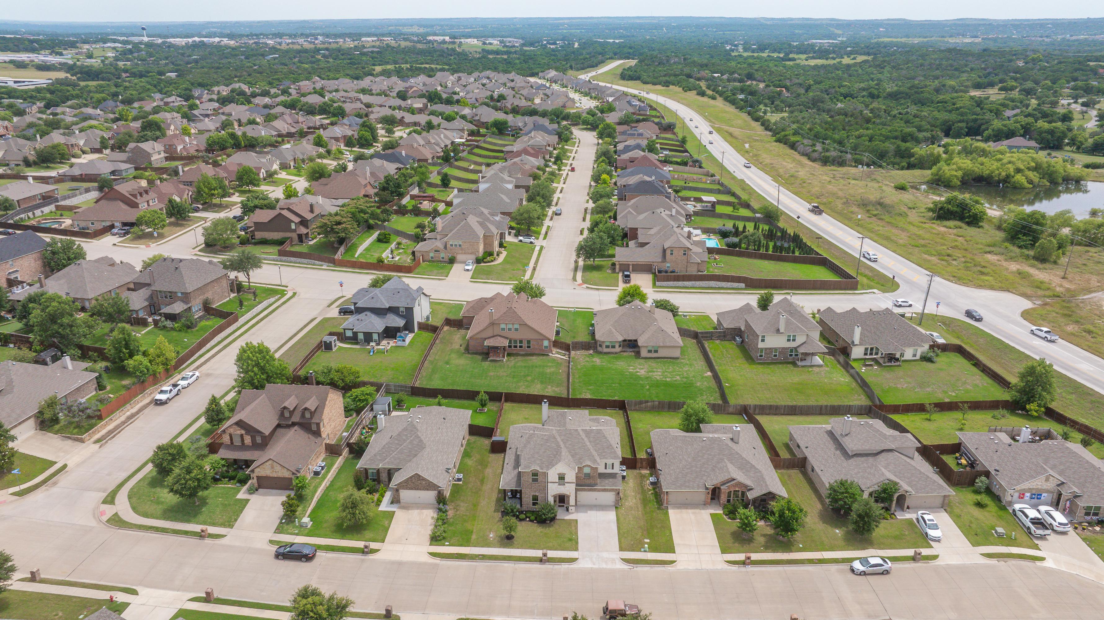 1544 Signature Drive Weatherford TX 76087