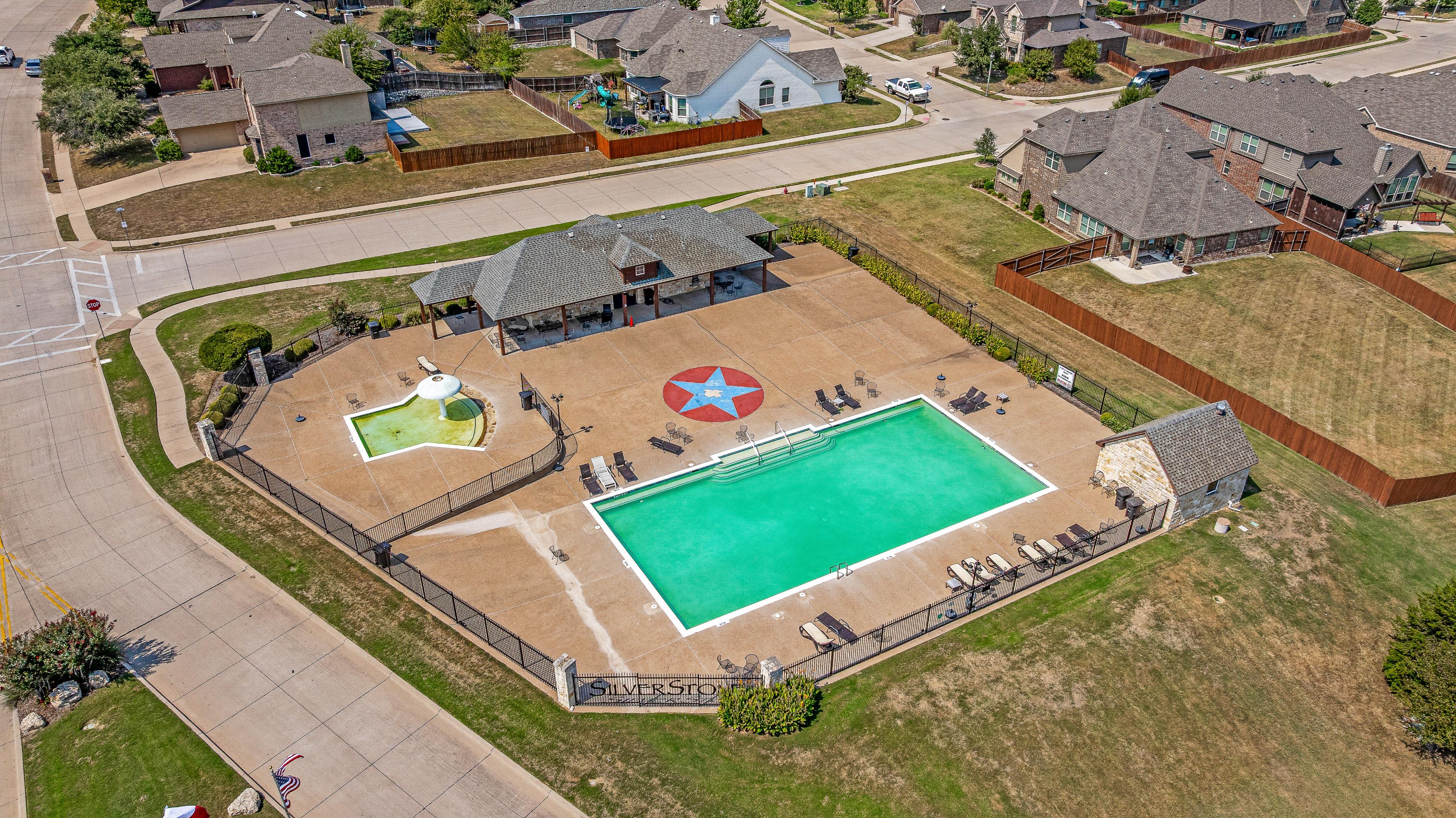 1544 Signature Drive Weatherford TX 76087