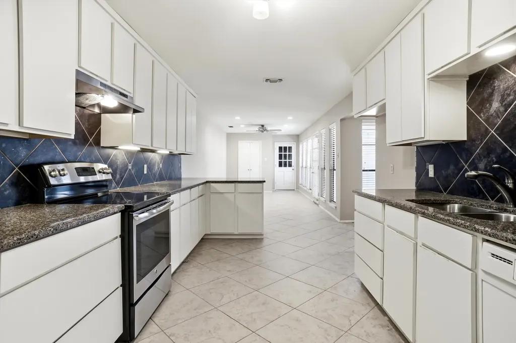 4861 Ledgestone Court Fort Worth TX 76132