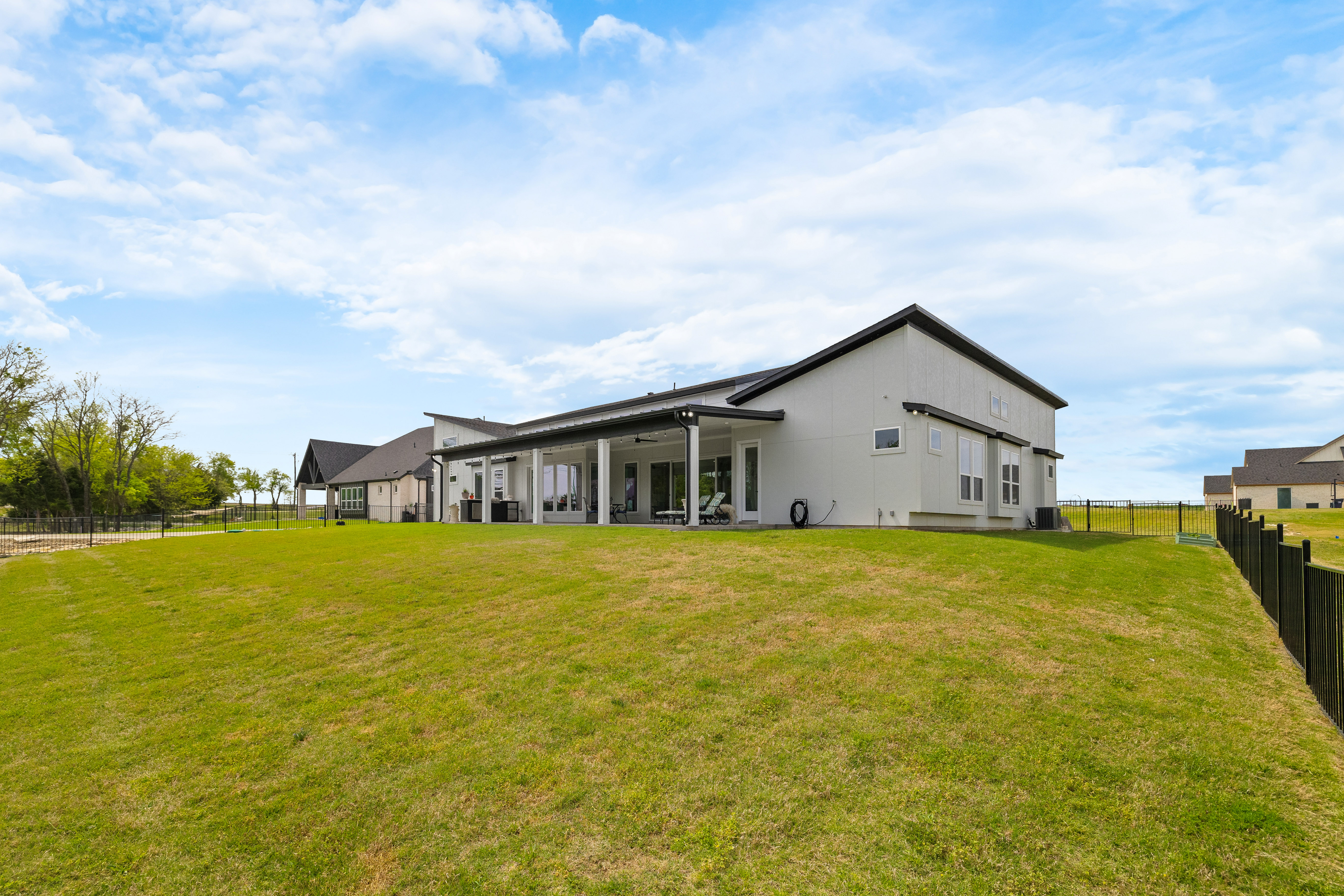 313 Ryker Lane Gunter TX 75058