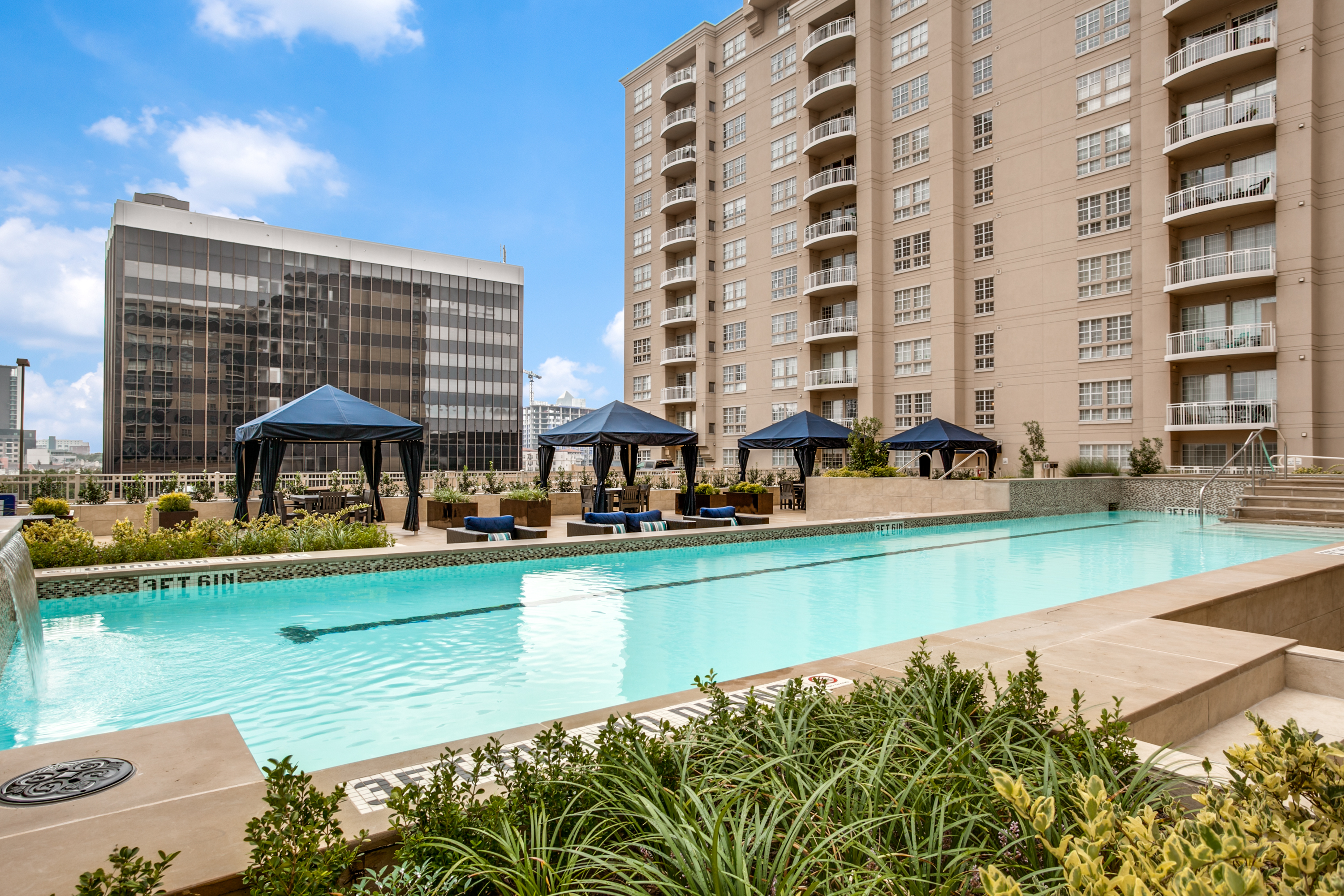 3225 Turtle Creek Boulevard Dallas TX 75219