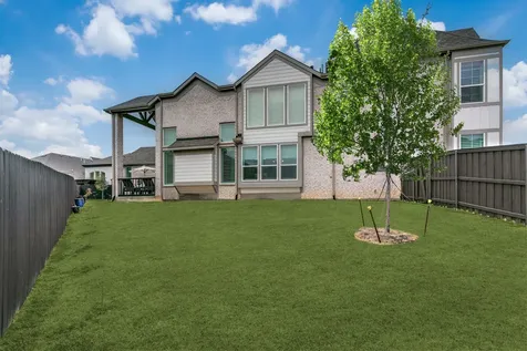 2411 Perdue Avenue Irving TX 75062
