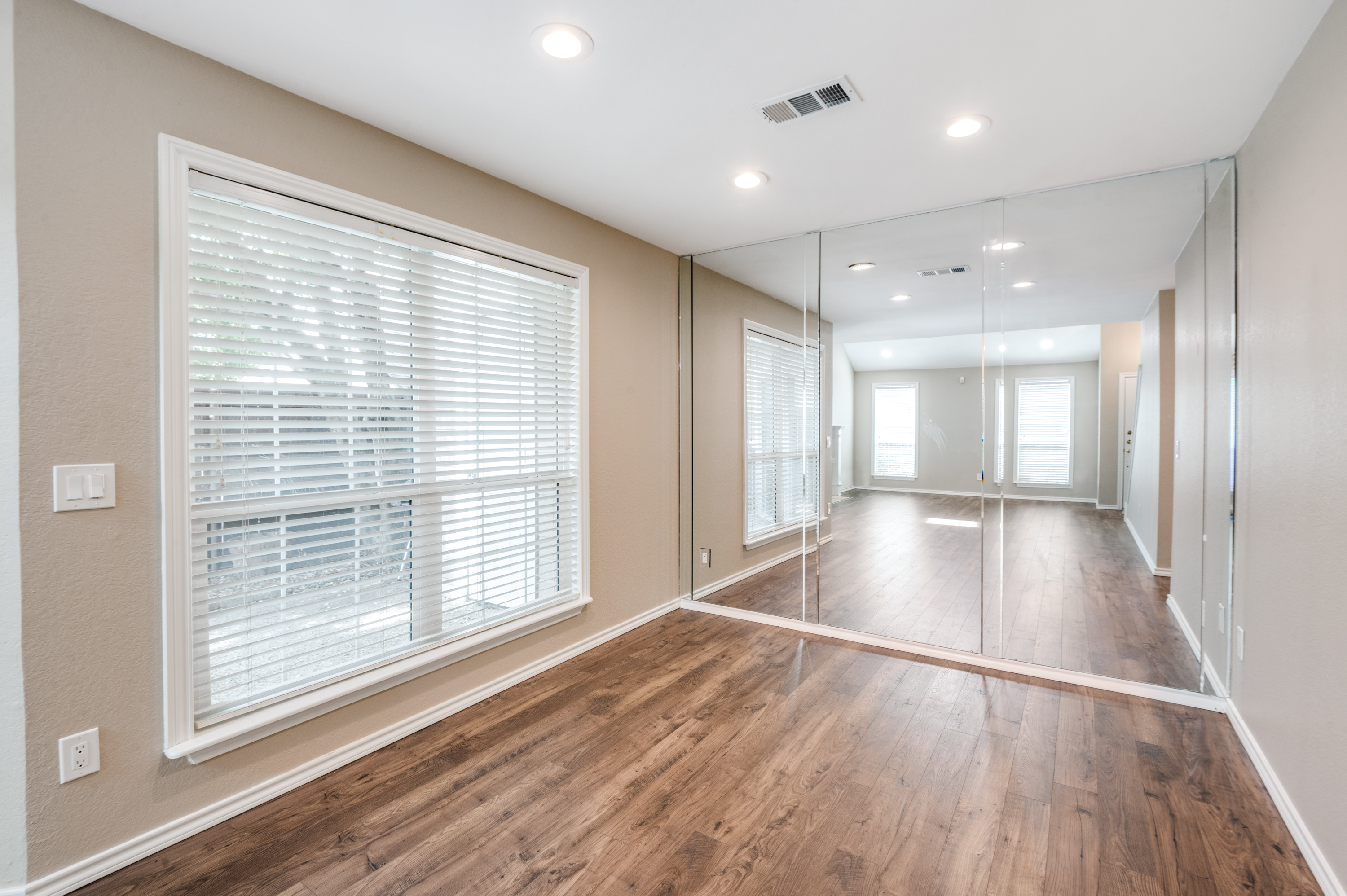 17860 Windflower Way Dallas TX 75252