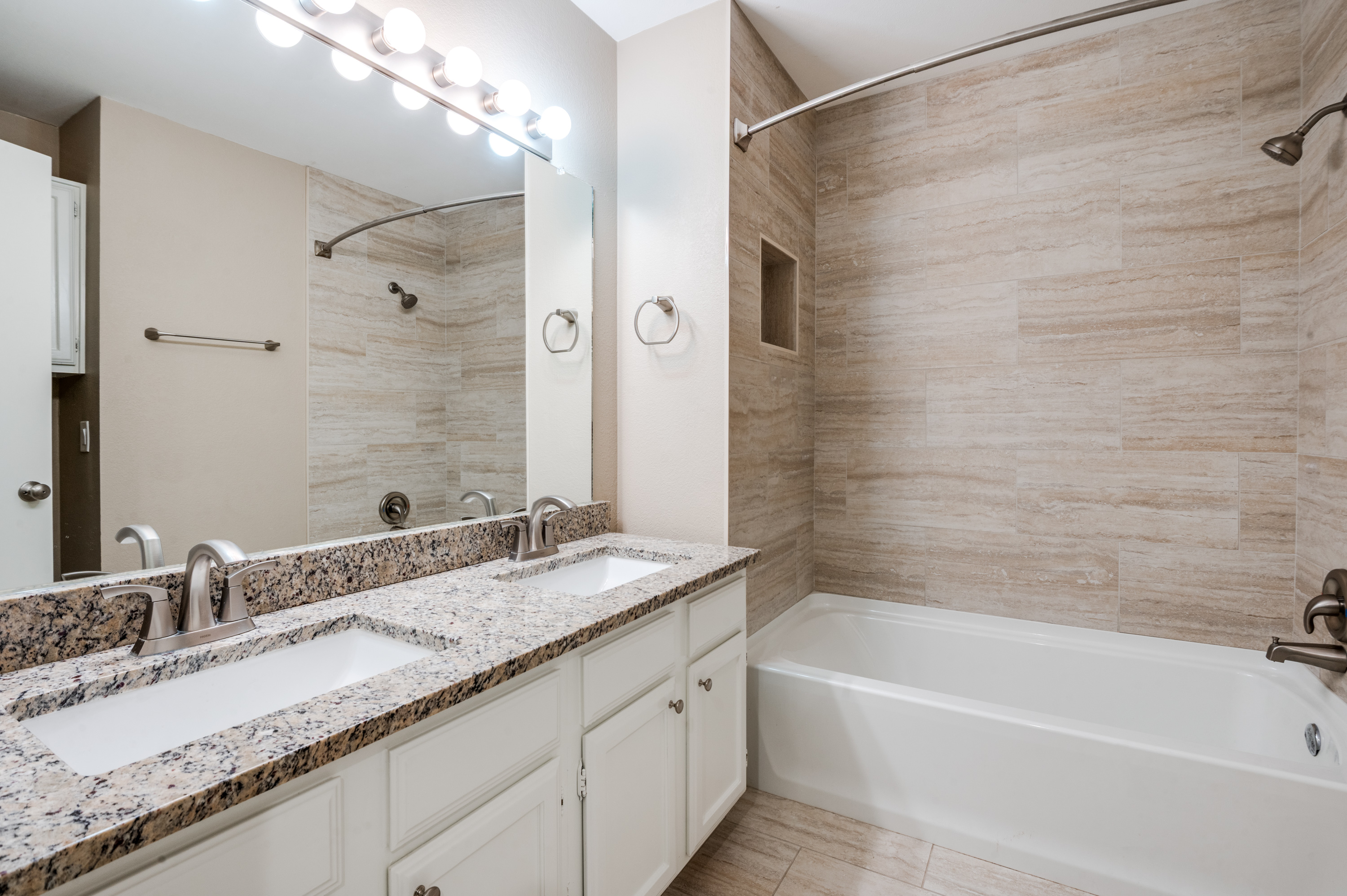 17860 Windflower Way Dallas TX 75252