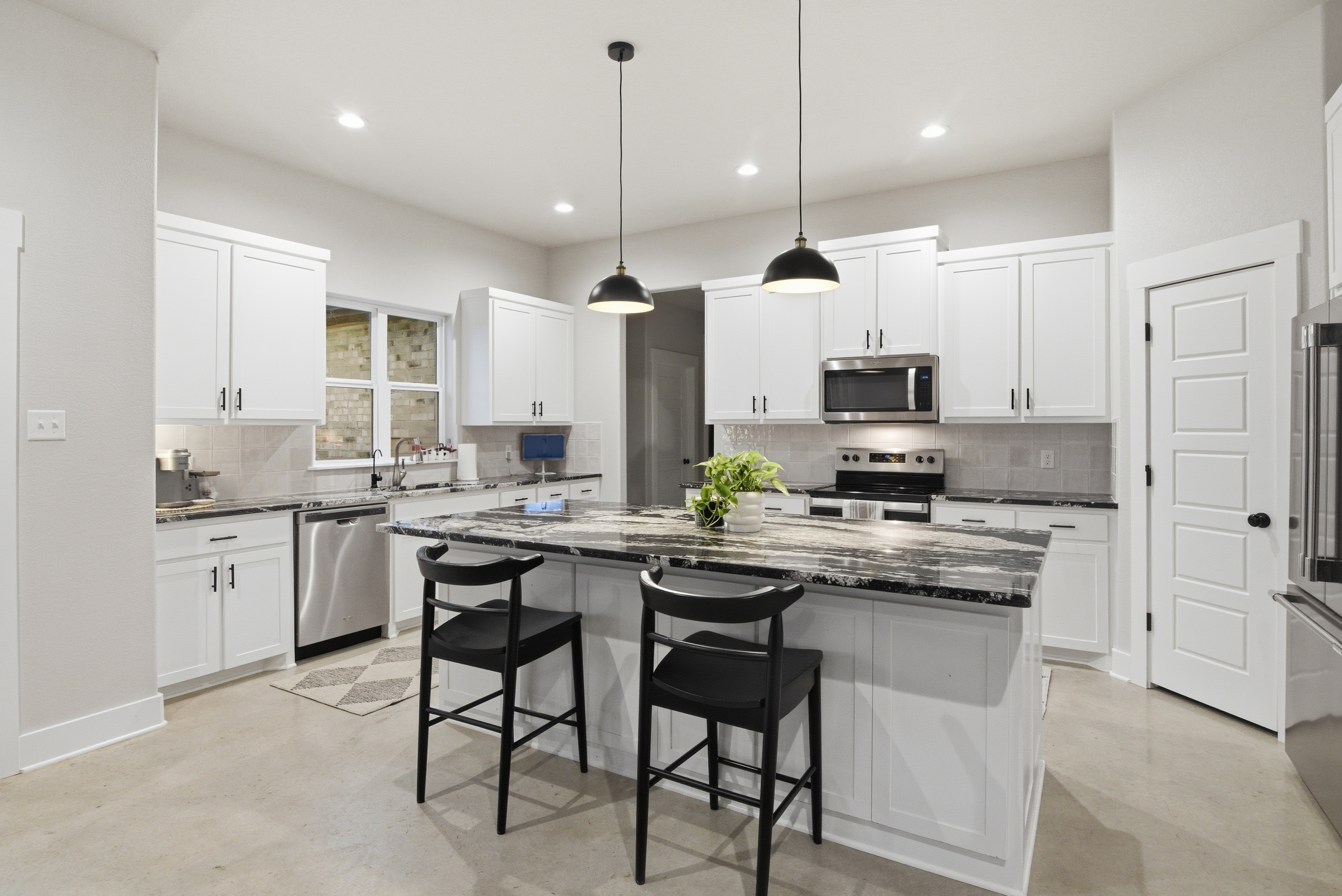 199 Graystone Weatherford TX 76088