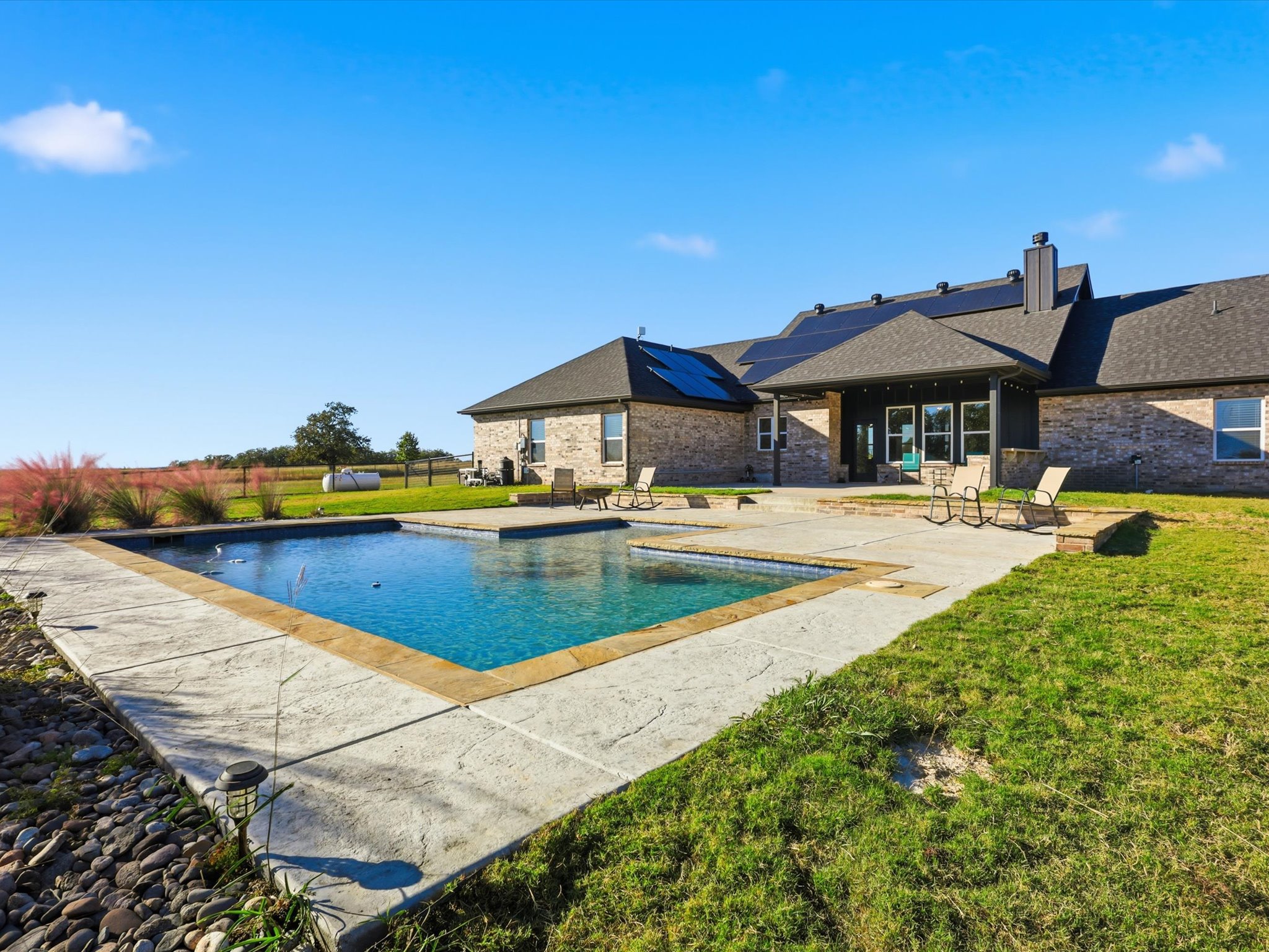 199 Graystone Weatherford TX 76088