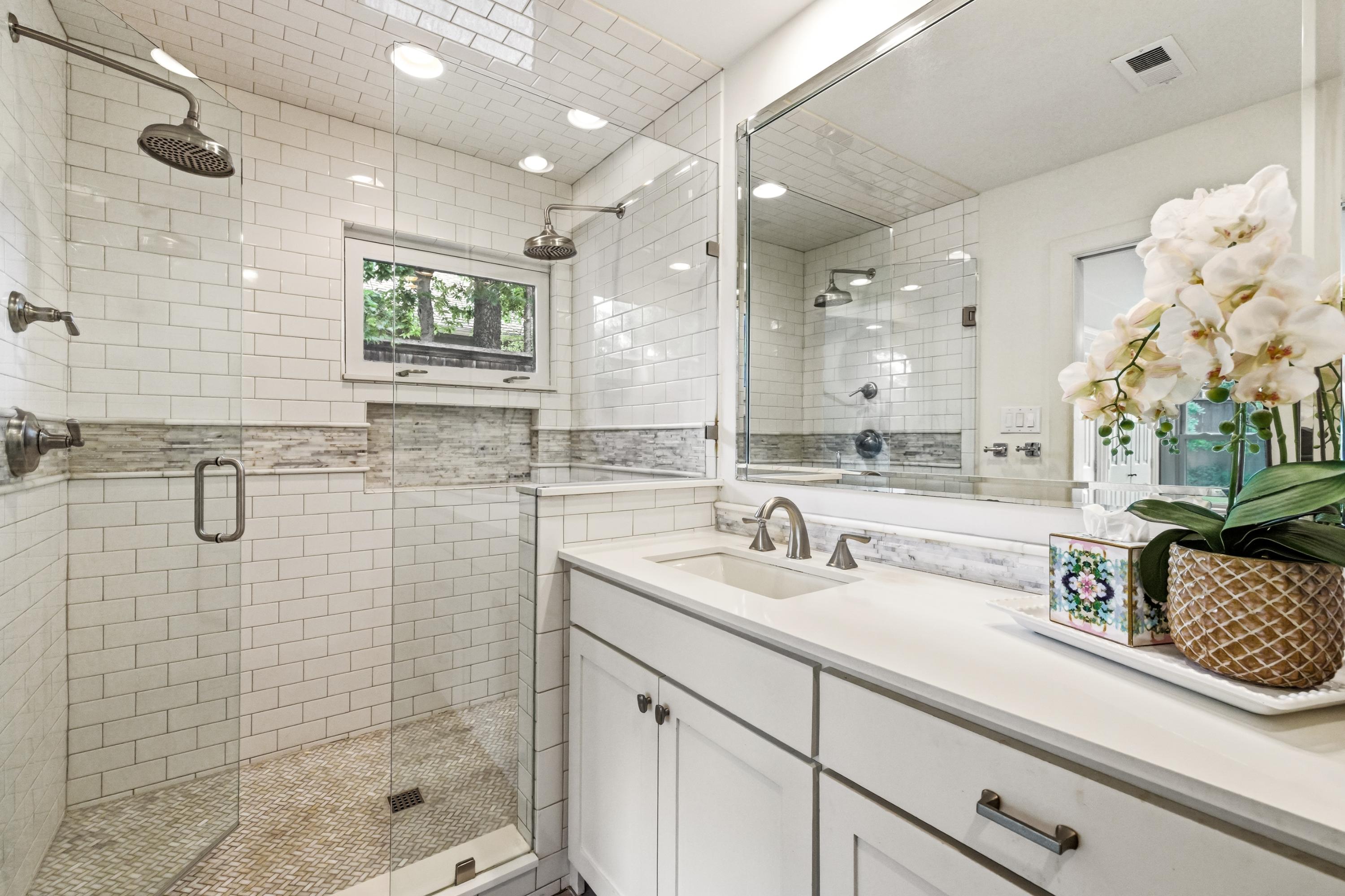 7022 Casa Loma Avenue Dallas TX 75214