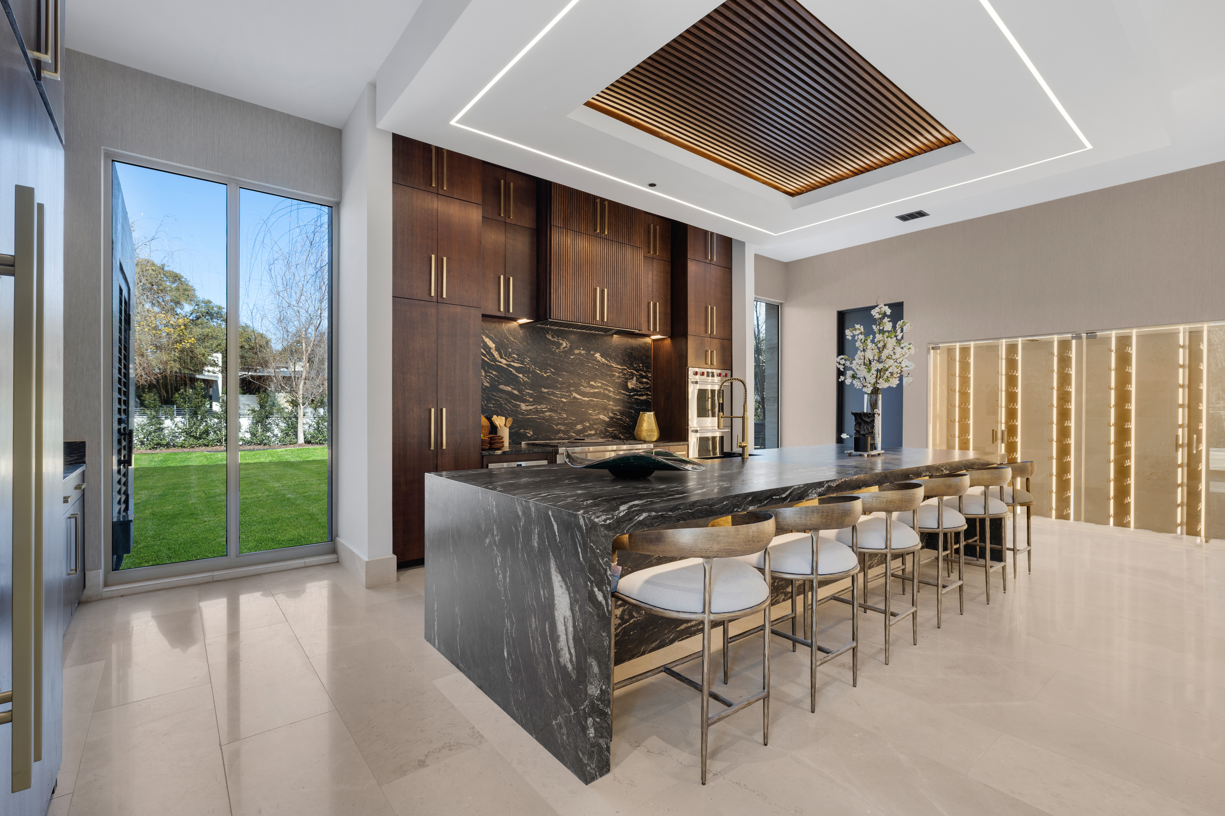 10920 Strait Lane Dallas TX 75229